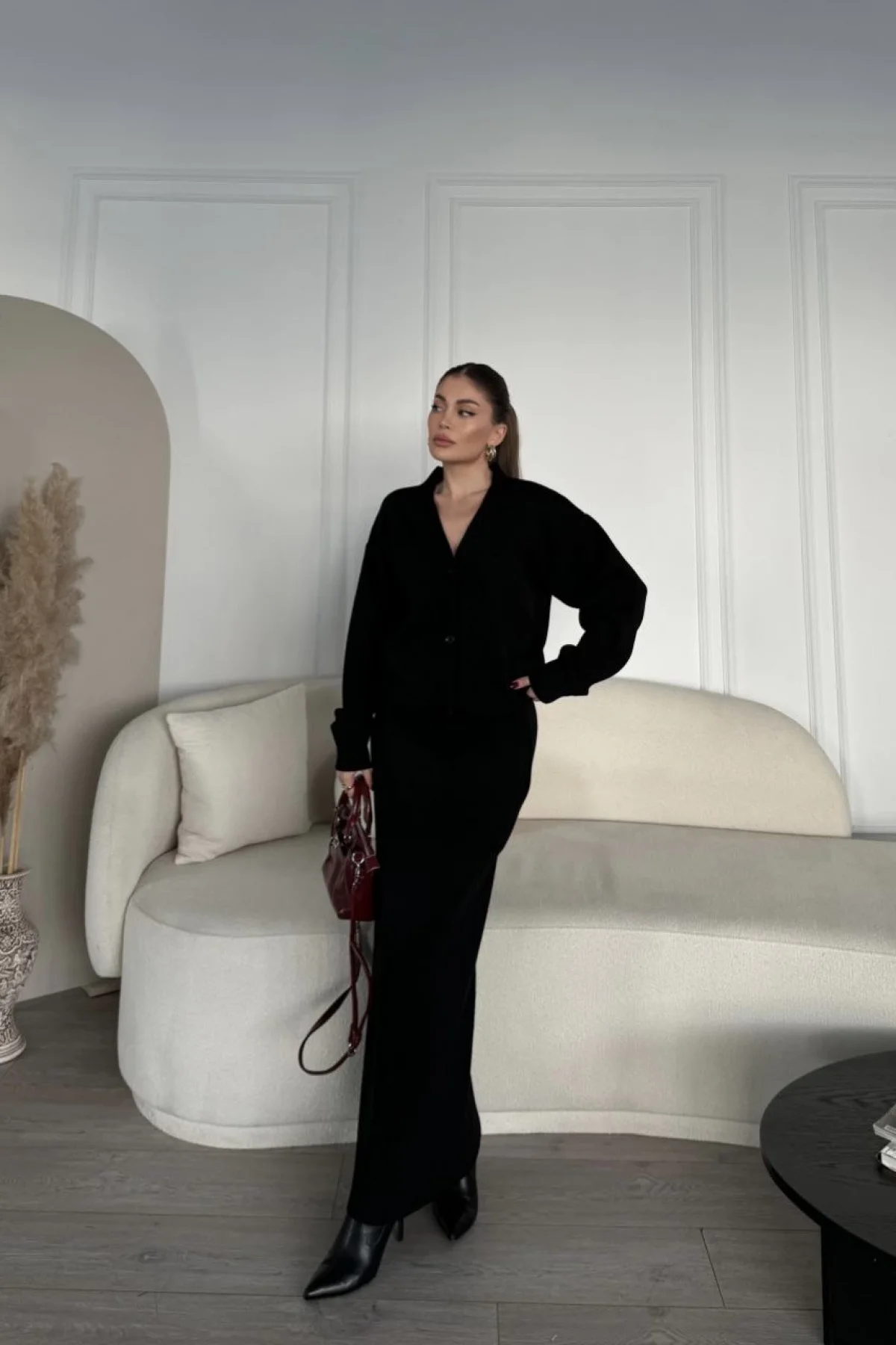 V Yaka 3 Düğmeli Hırka Takım Triko İkili Etekli - Siyah