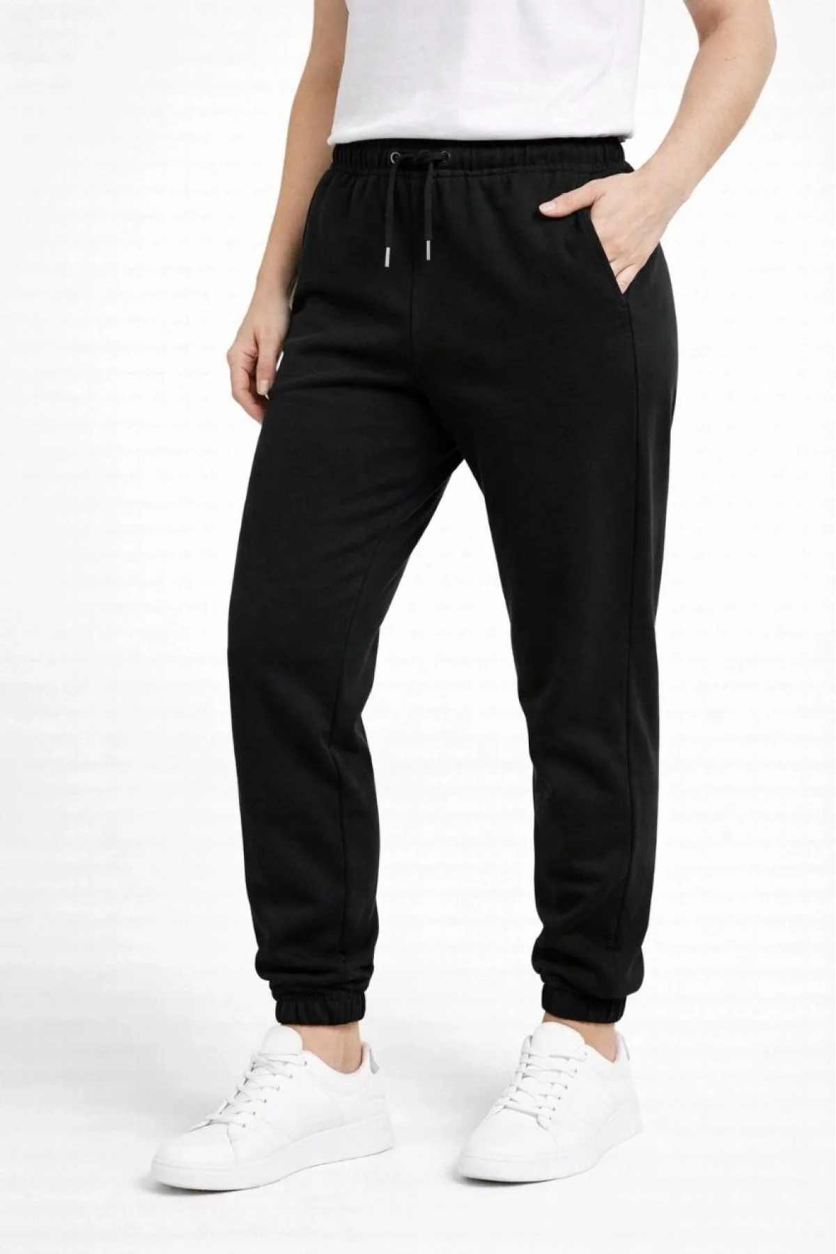 Kadın Jogger Eşofman Altı Rahat Kalıp, Cepli, Lastikli Paça, Günlük Spor Pantolon - Siyah