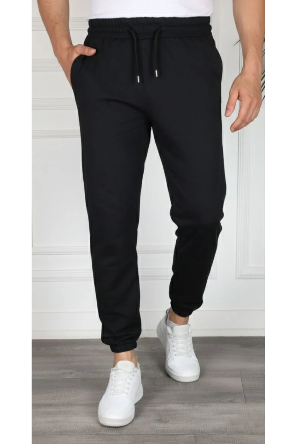 Erkek Jogger Eşofman Altı Rahat Kalıp, Cepli, Lastikli Paça, Günlük Spor Pantolon - Siyah