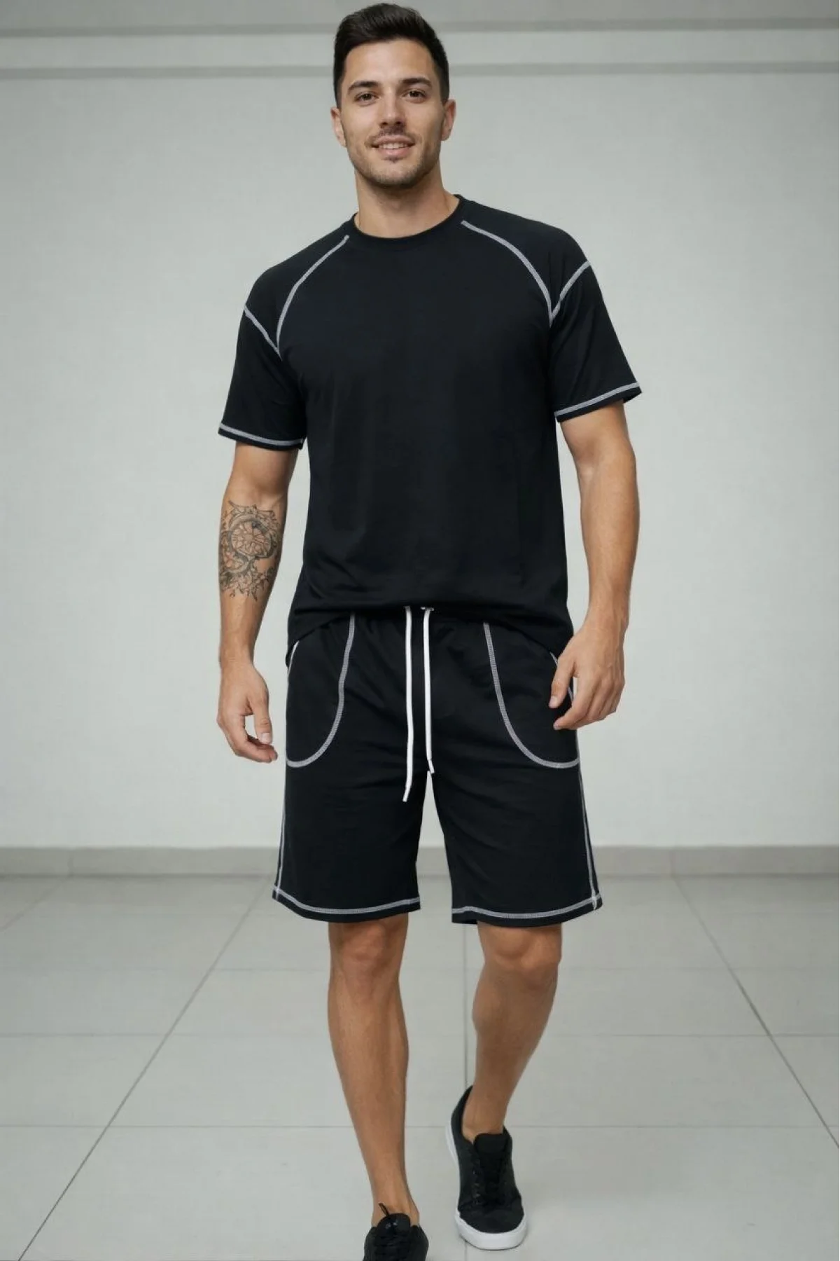 Erkek Spor Tişört Şort Takım Kontrast Dikiş Detaylı Ovarsize rahat kalıp - Siyah