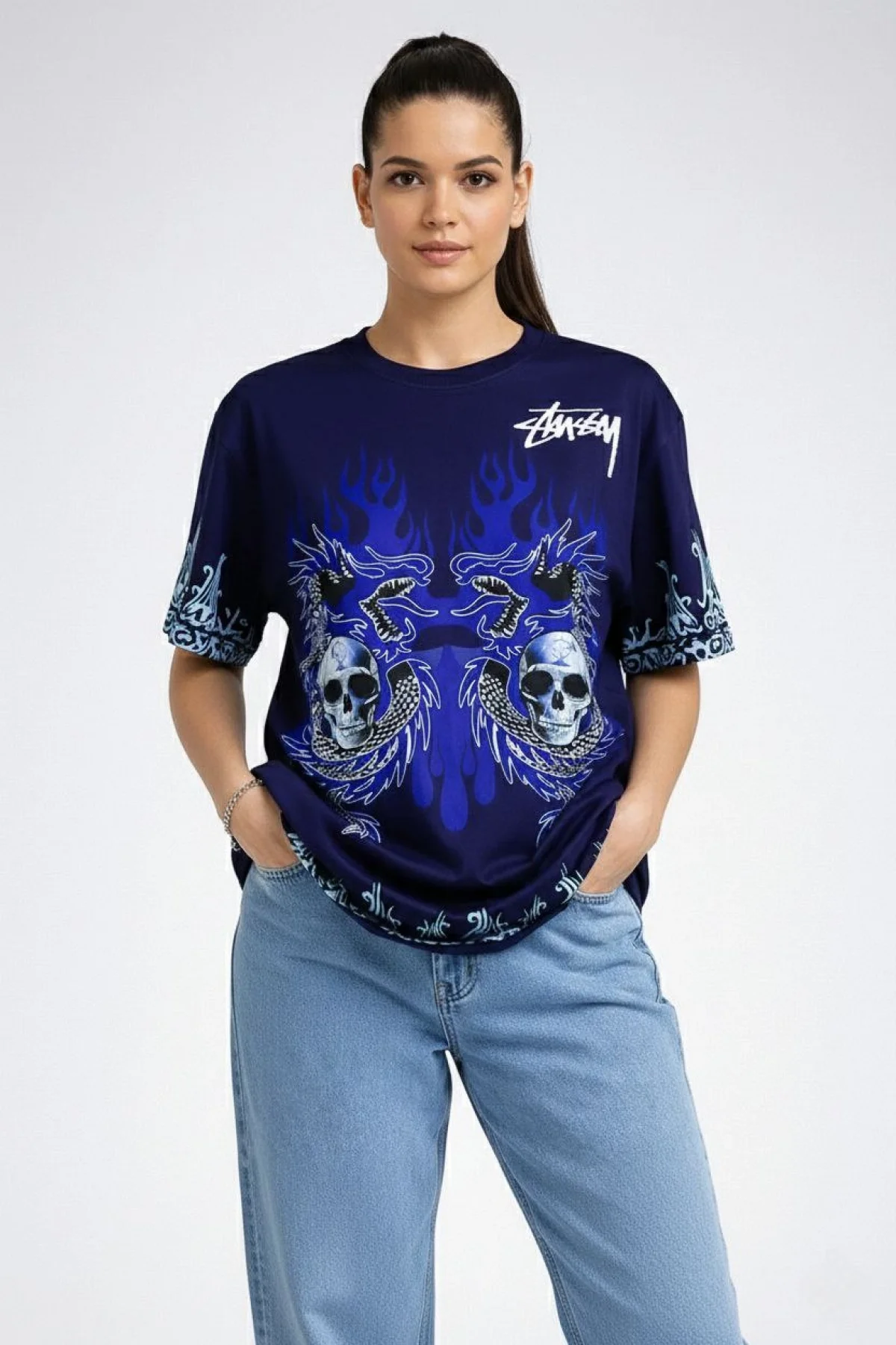 Kadın Lacivert Oversize Tişört Dragon & Kuru Kafa Baskılı Bisiklet Yaka T-Shirt - Lacivert