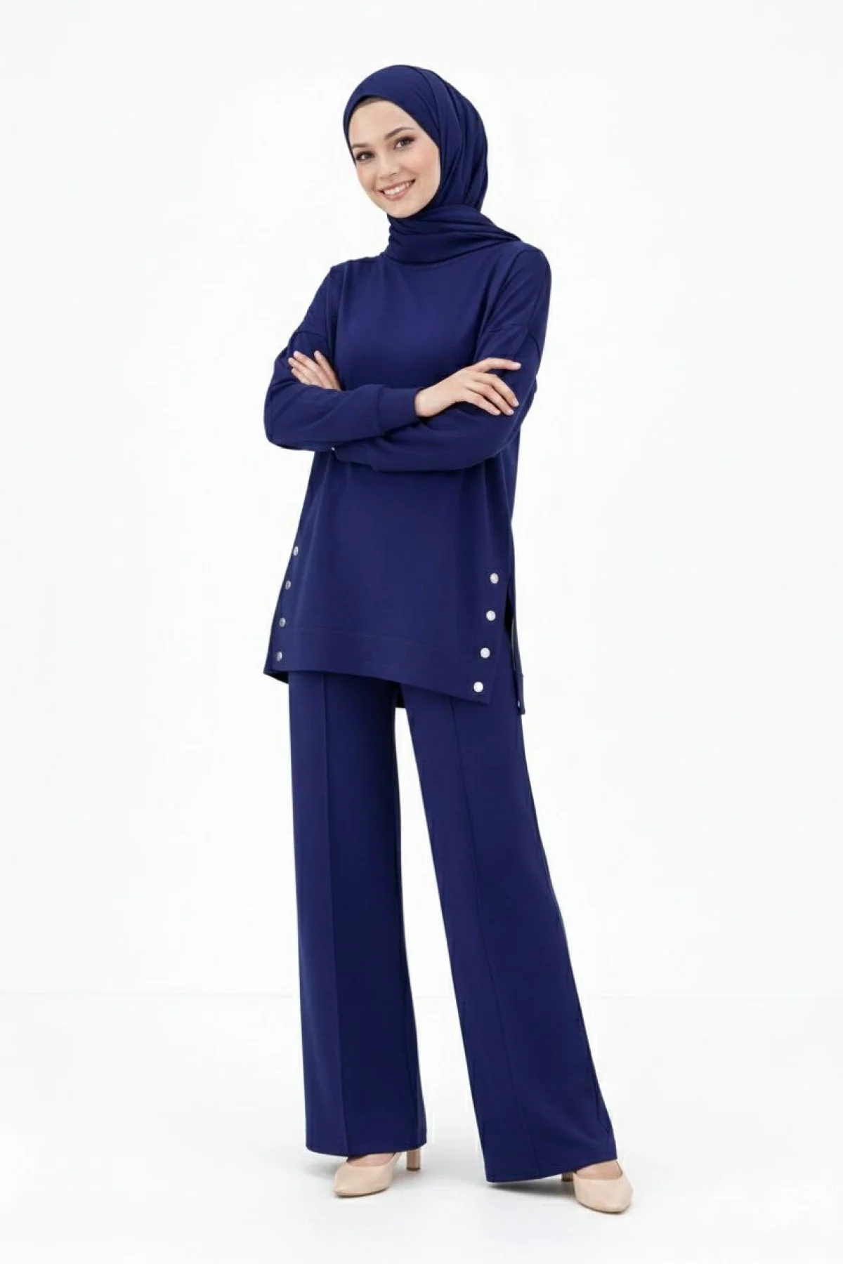 Osy Modal yumuşak dokulu Modern Tesettür Takım Yandan Metal Çıtçıtlı Uzun Tunik - Lacivert