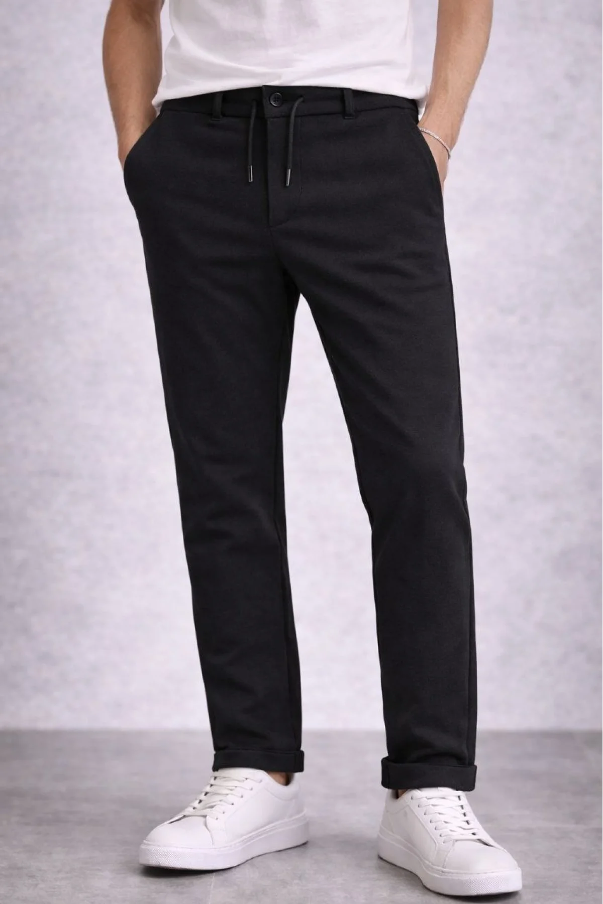 Erkek Diagonel Mikro dokulu Duble Paça Cepli Pantolon Bağcıklı Bel, Modern Kesim - Siyah
