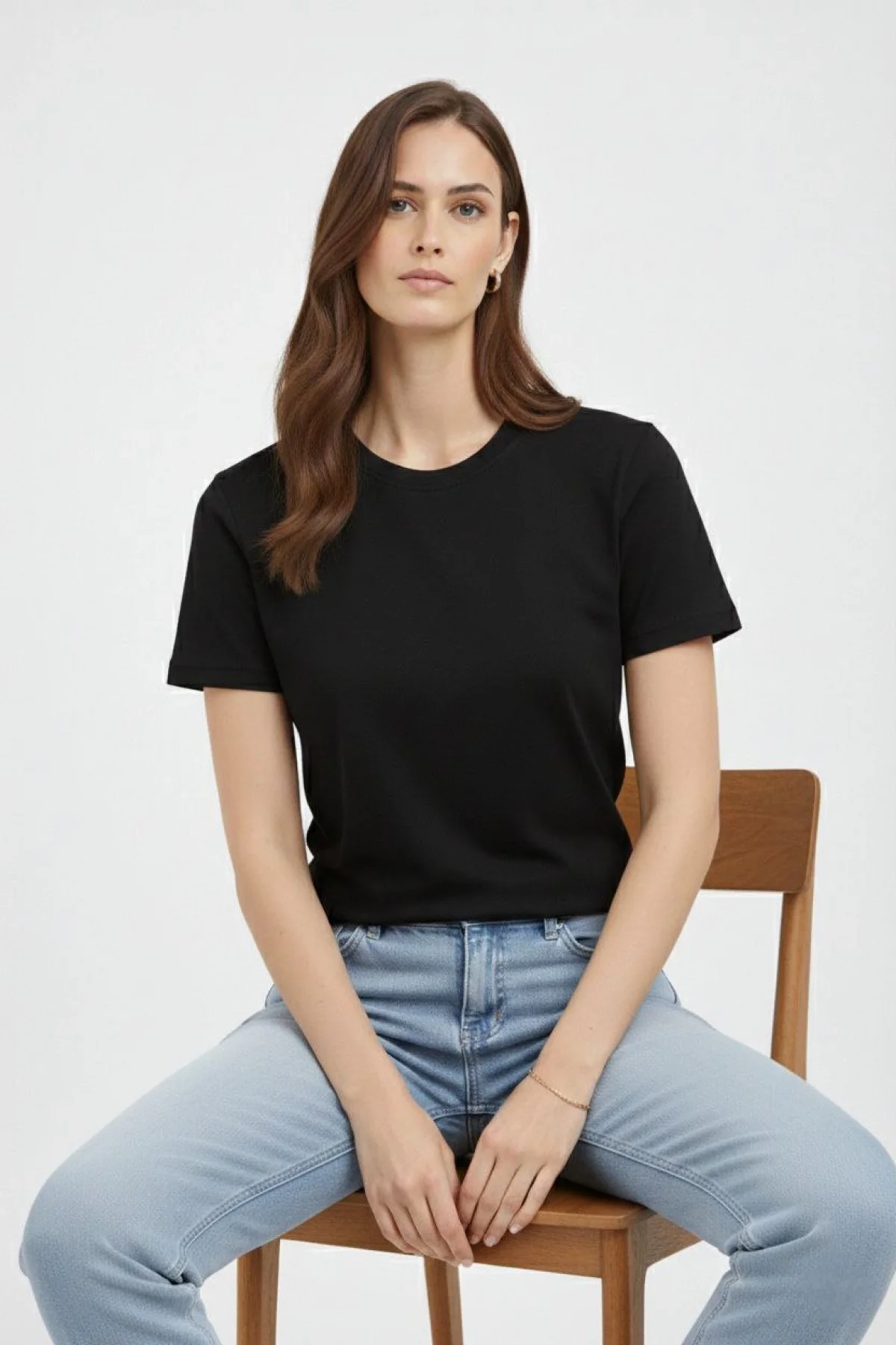 Kadın Bisiklet Yaka Tişört Regular Kalıp Basic Pamuklu Günlük Kullanım T-shirt - Siyah