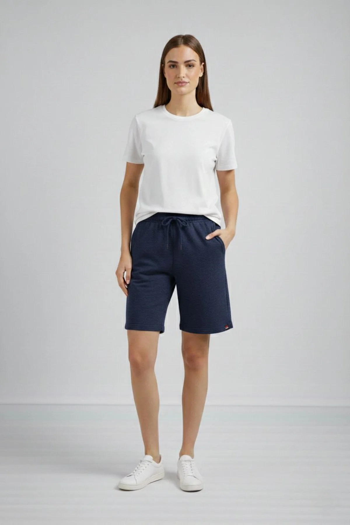 Kadın Dokuma otoban Şort Beli Lastikli Bağcıklı Cepli Kesim Şort - Lacivert