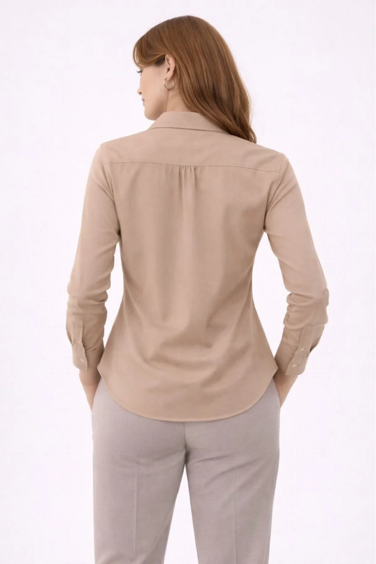 Kadın Uzun Kollu Gömlek Düğmeli Klasik Yaka Günlük ve Ofis Şıklığına uygun - Bej