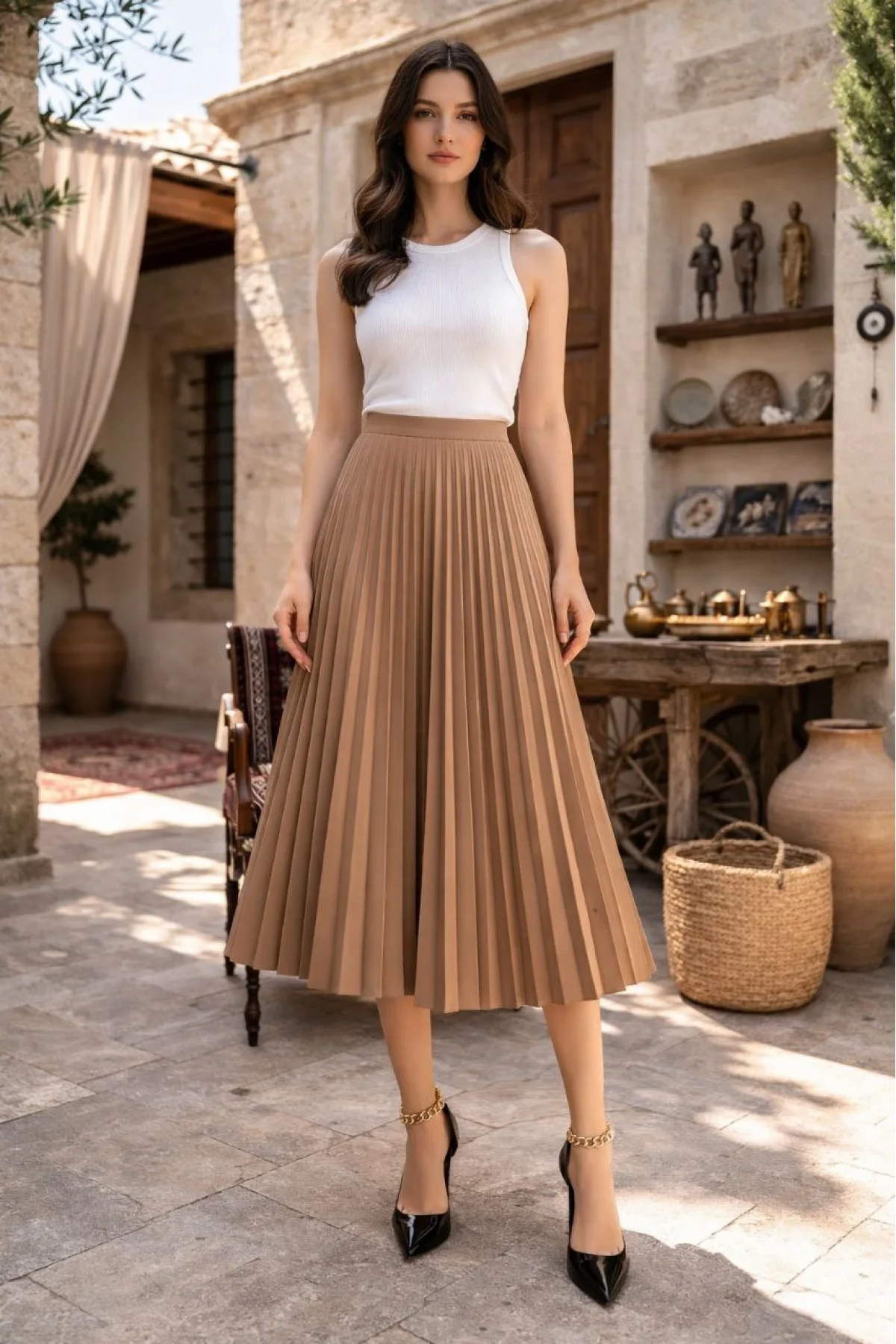 Kadın 90 Cm Saten Kumaş Pliseli Midi Etek Şık ve Zarif Tasarım - Kahverengi