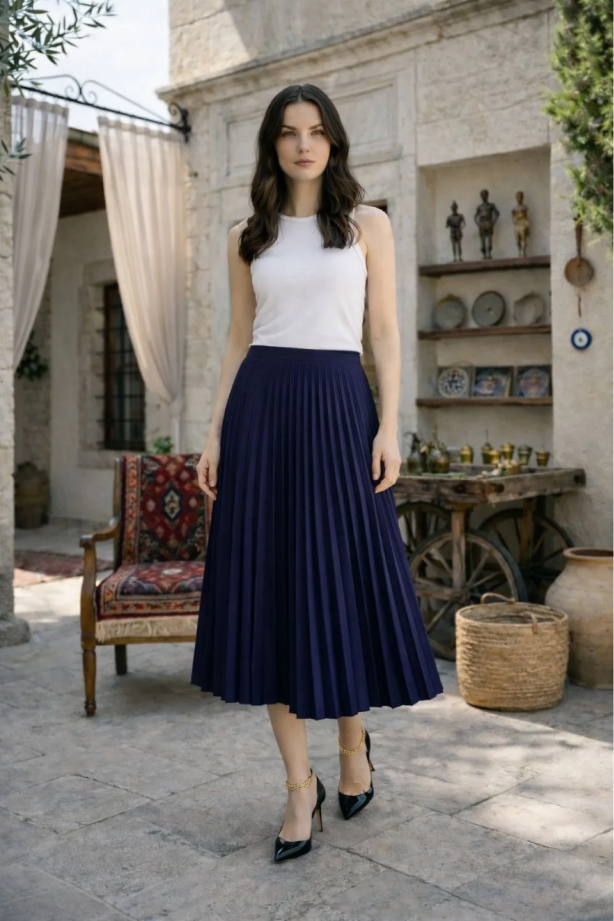 Kadın 90 Cm Saten Kumaş Pliseli Midi Etek Şık ve Zarif Tasarım - Lacivert