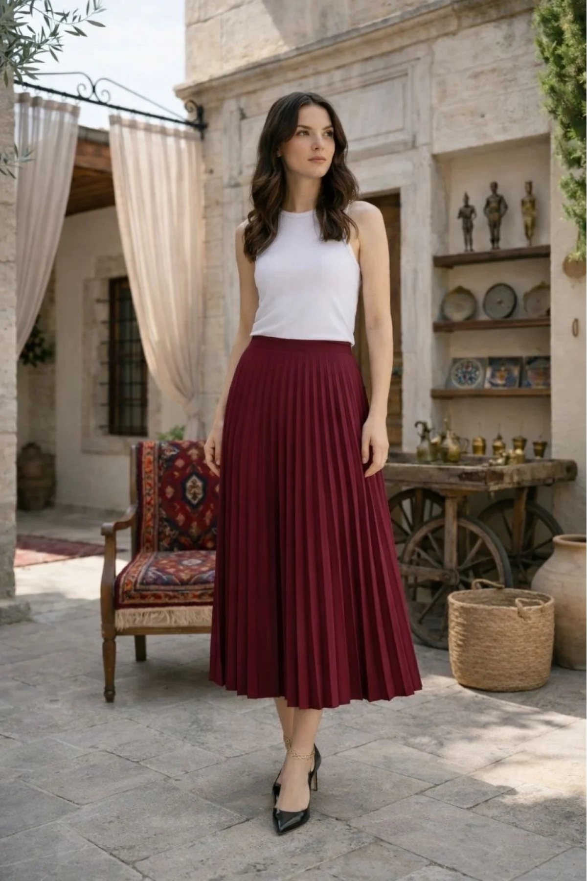 Kadın 90 Cm Saten Kumaş Pliseli Midi Etek Şık ve Zarif Tasarım - Bordo