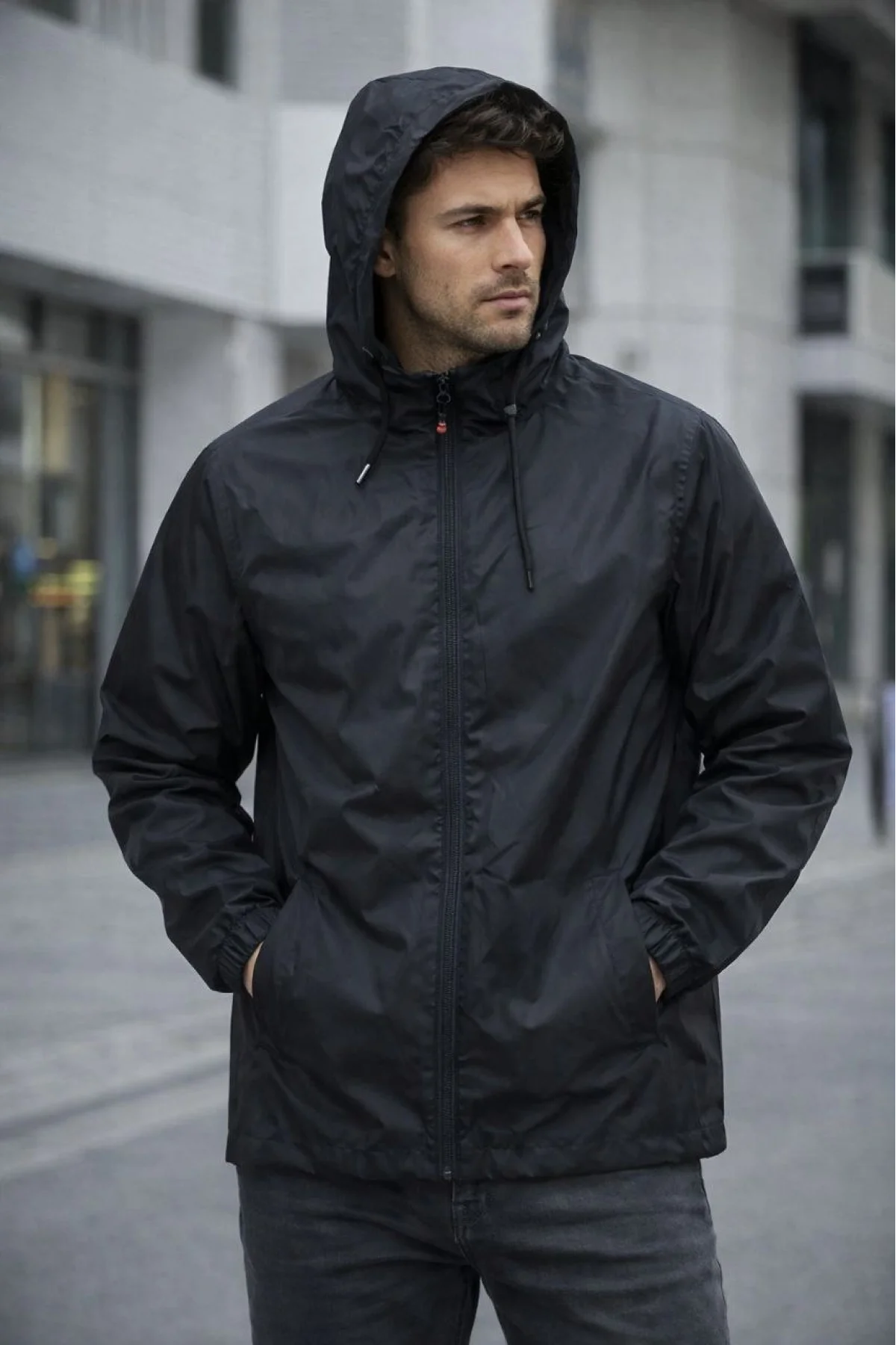 Erkek Kapüşonlu Su İtici Rüzgarlık Ceket Mevsimlik Hafif Mont - Siyah