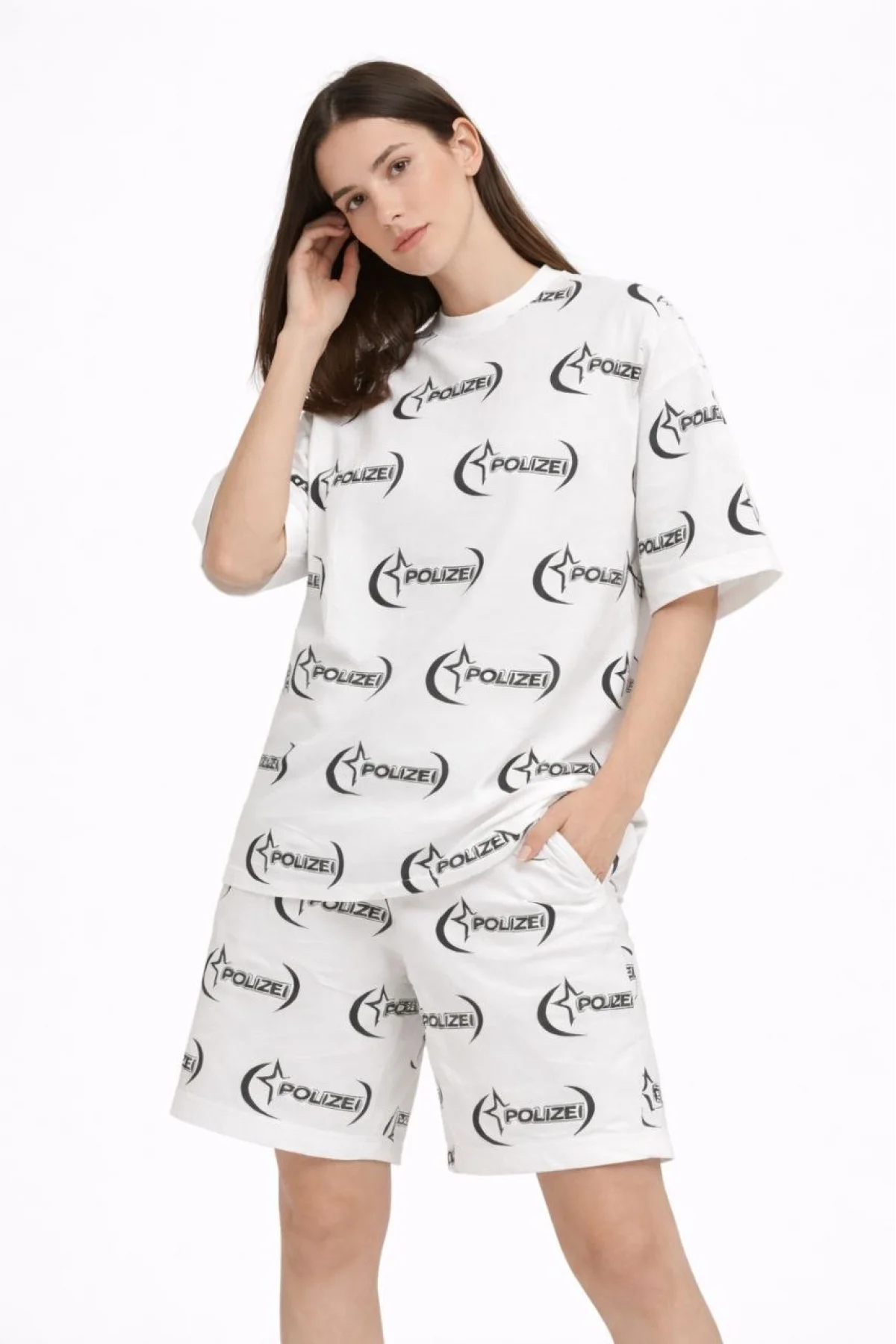 Kadın Oversize Ön ve Arka Baskılı Tişört Şort Takım Rahat Kalıp Yazlık Günlük Kombin - Beyaz