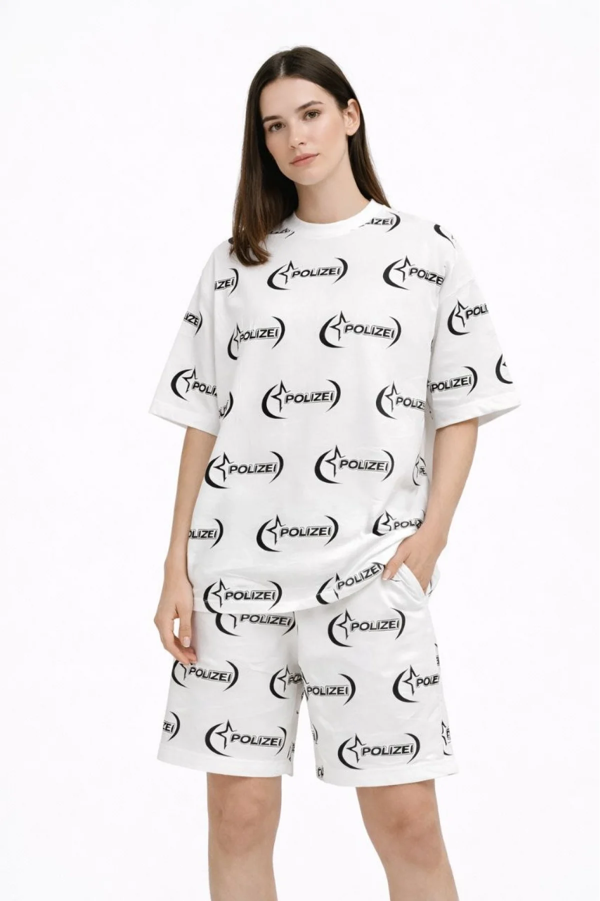 Kadın Oversize Ön ve Arka Baskılı Tişört Şort Takım Rahat Kalıp Yazlık Günlük Kombin - Beyaz