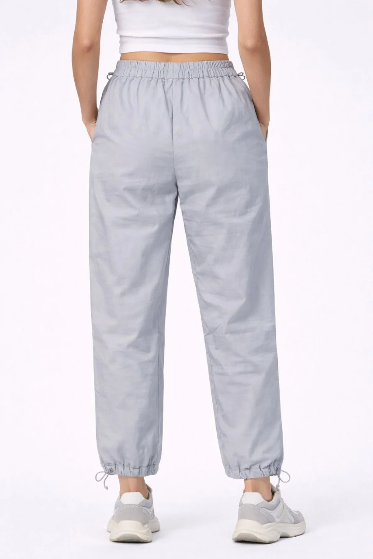 Kadın Paraşüt Kumaş Pantolon Bel ve Paça Ayarlanabilir Lastikli Spor Pantolon - Gri