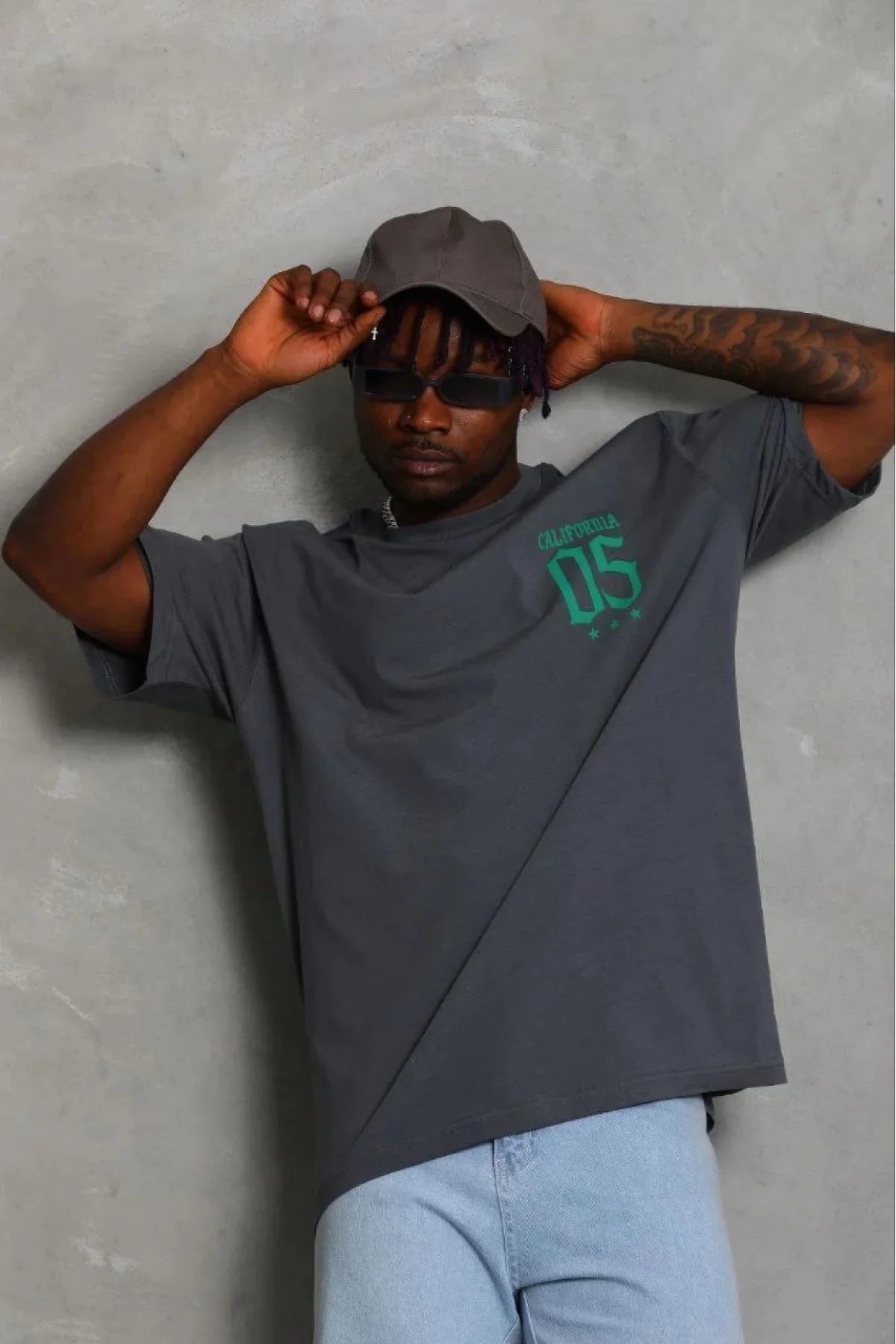 Erkek Baskılı T-Shirt Kısa Kol Bisiklet Yaka Regular Fit Rahat Kalıp Günlük Tişört - Füme