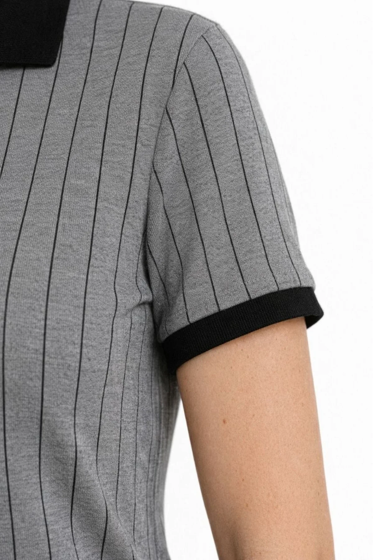 Kadın Polo Yaka Çizgili Tişört Kısa Kol Düğmeli Yazlık T-Shirt - Gri