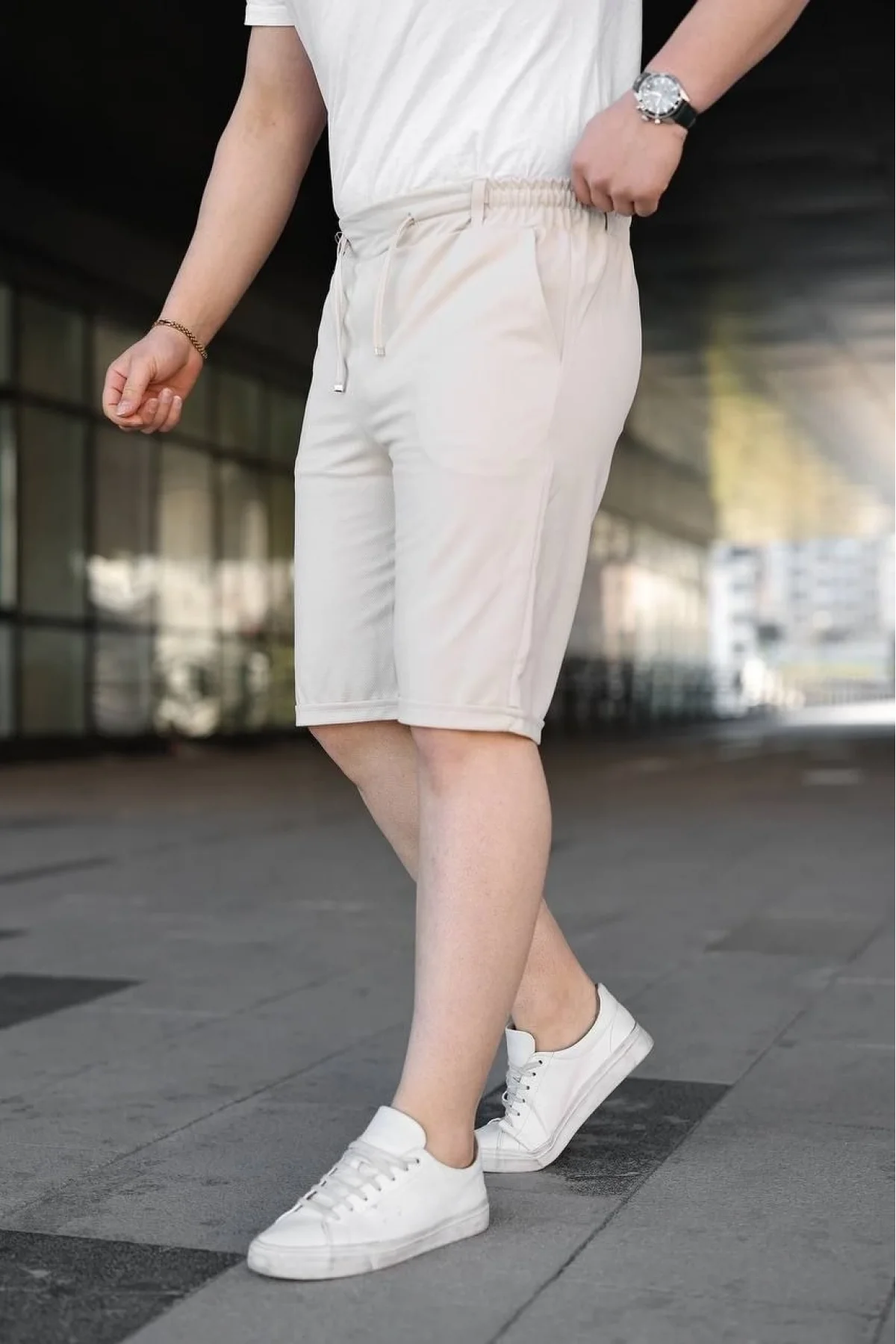 Erkek Diagonel Kumaş Duble Paça Cepli Bağcıklı Bel Lastikli ŞORT - Krem