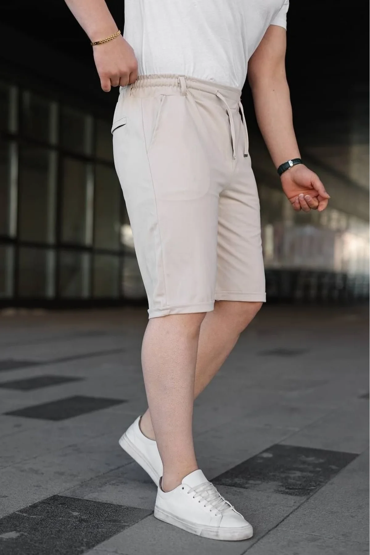 Erkek Diagonel Kumaş Duble Paça Cepli Bağcıklı Bel Lastikli ŞORT - Krem