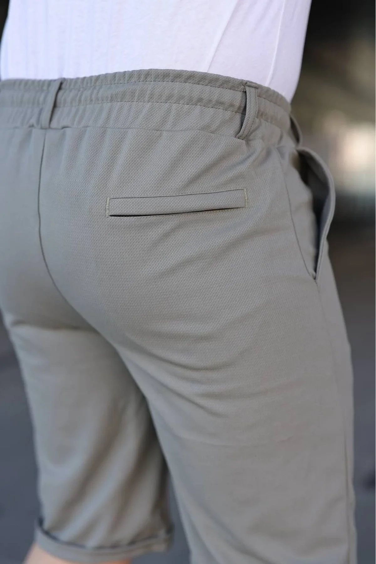 Erkek Diagonel Kumaş Duble Paça Cepli Bağcıklı Bel Lastikli ŞORT - Mint Yeşili