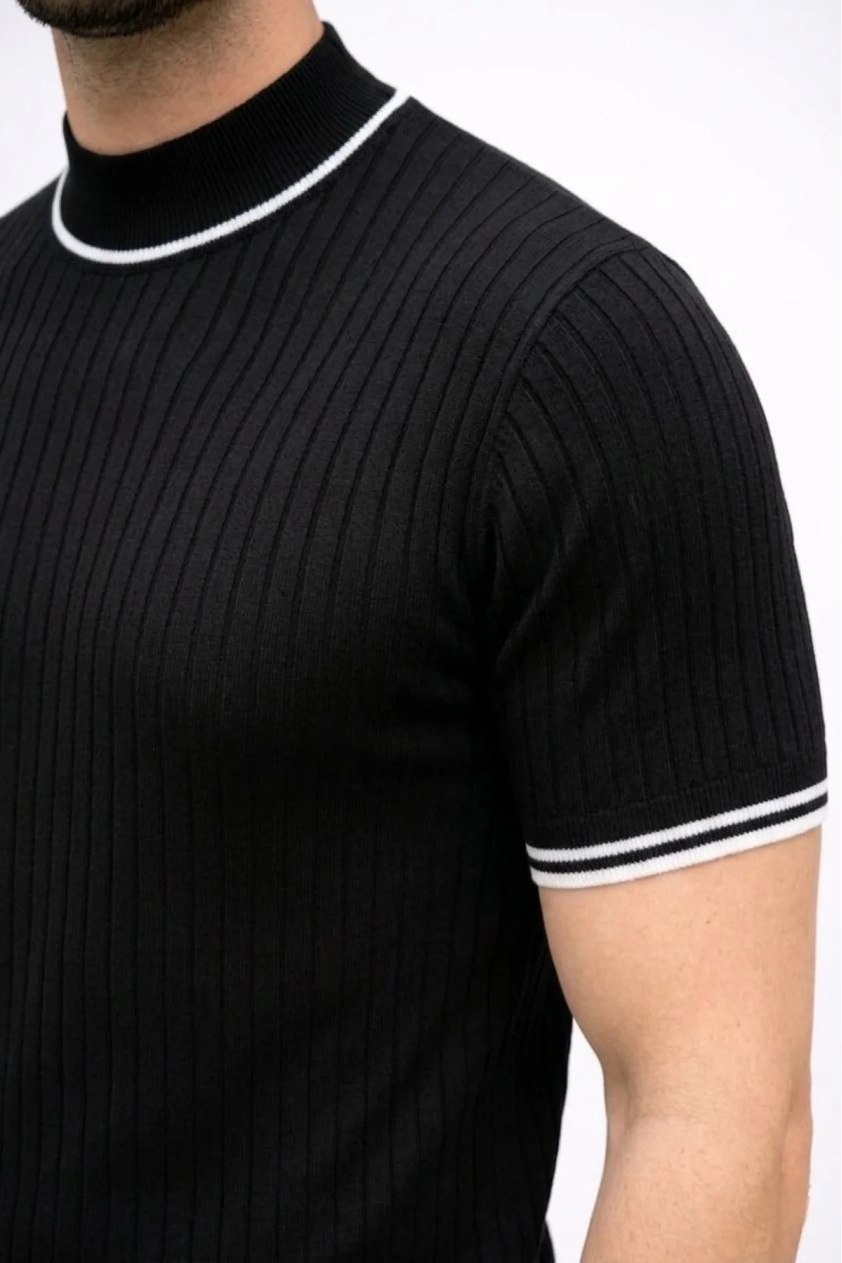 Erkek Fitilli Triko Dokuma Kısa Kol Tişört Yarım Boğaz Modern Yazlık T-Shirt - Siyah