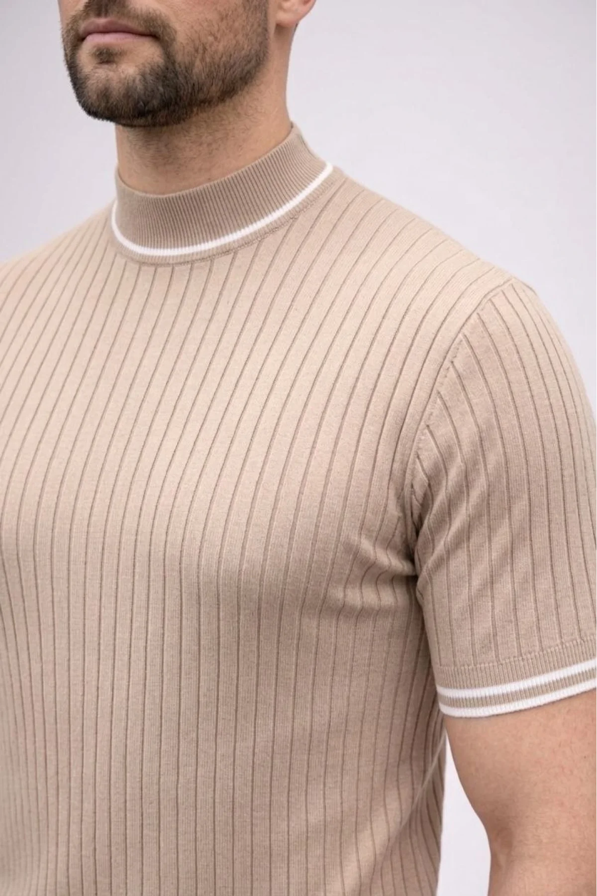 Erkek Fitilli Triko Dokuma Kısa Kol Tişört Yarım Boğaz Modern Yazlık T-Shirt - Bej