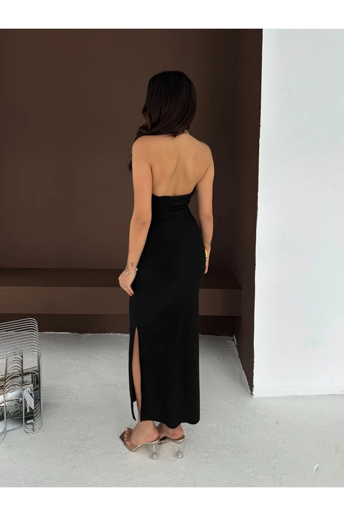 Kadın Uzun Abiye Elbise Yırtmaçlı Sırt Dekolteli Şık Gece Elbisesi - Siyah