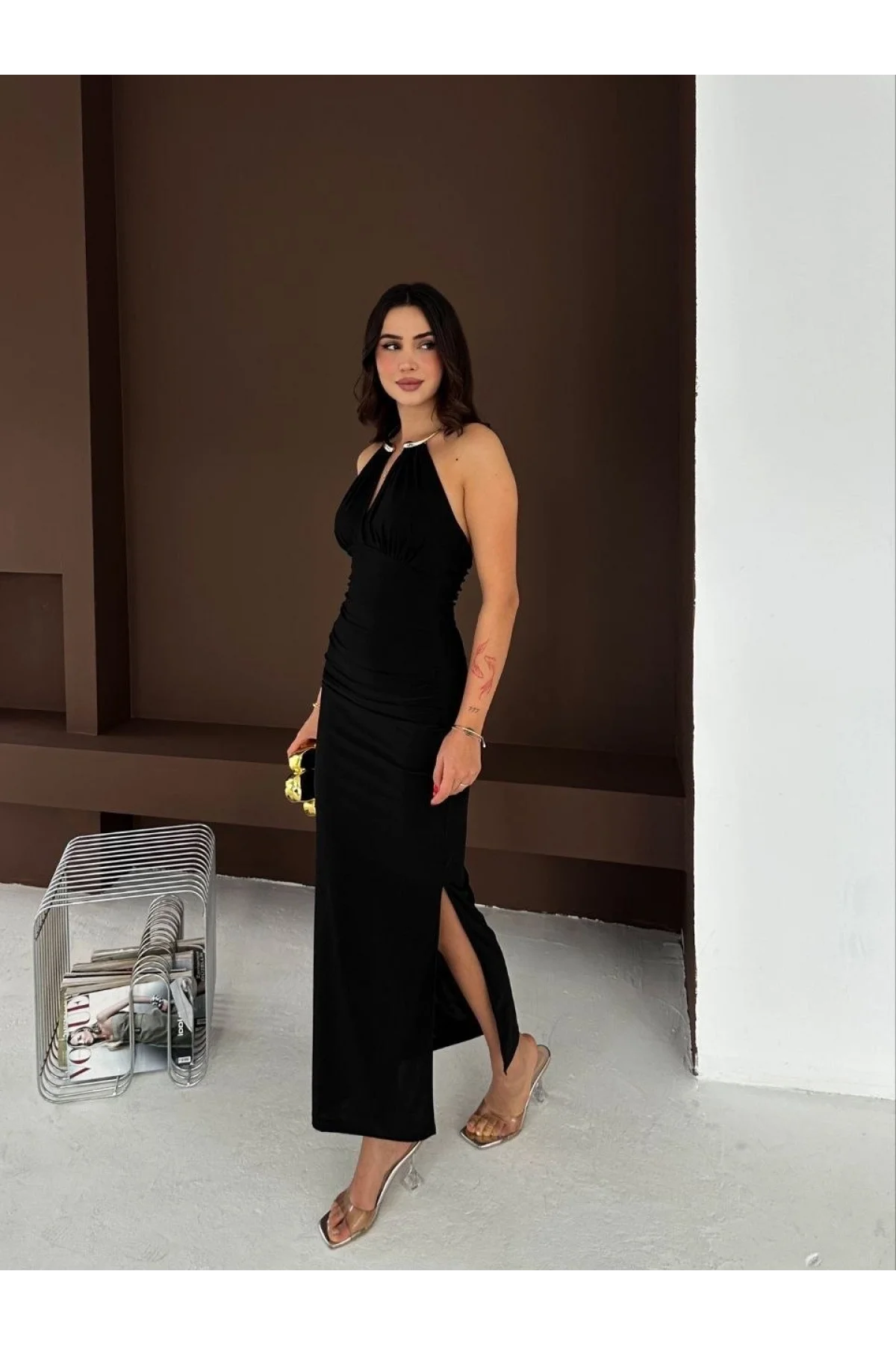 Kadın Uzun Abiye Elbise Yırtmaçlı Sırt Dekolteli Şık Gece Elbisesi - Siyah