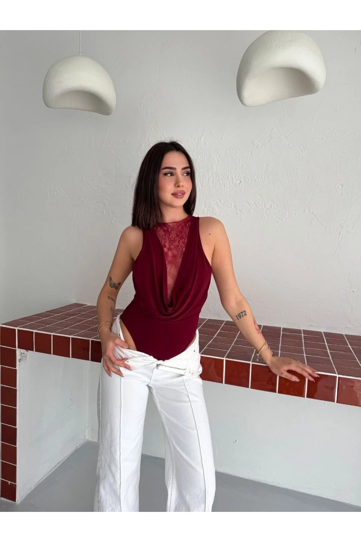 Kadın Dantel Detaylı Derin Dekolte Body Şık Kolsuz Yazlık Bodysuit - Bordo