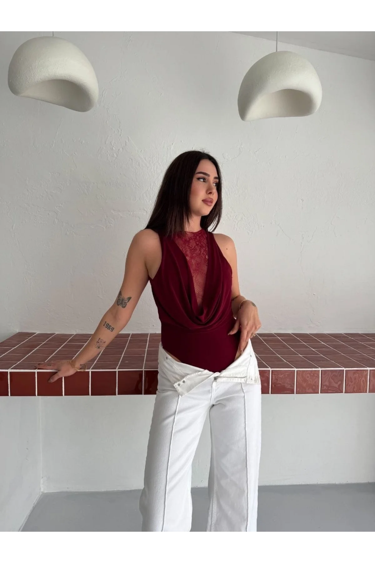 Kadın Dantel Detaylı Derin Dekolte Body Şık Kolsuz Yazlık Bodysuit - Bordo