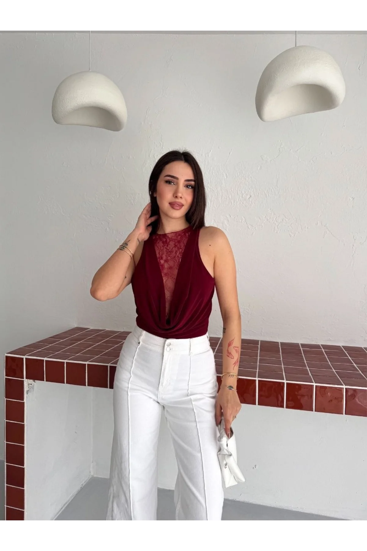 Kadın Dantel Detaylı Derin Dekolte Body Şık Kolsuz Yazlık Bodysuit - Bordo