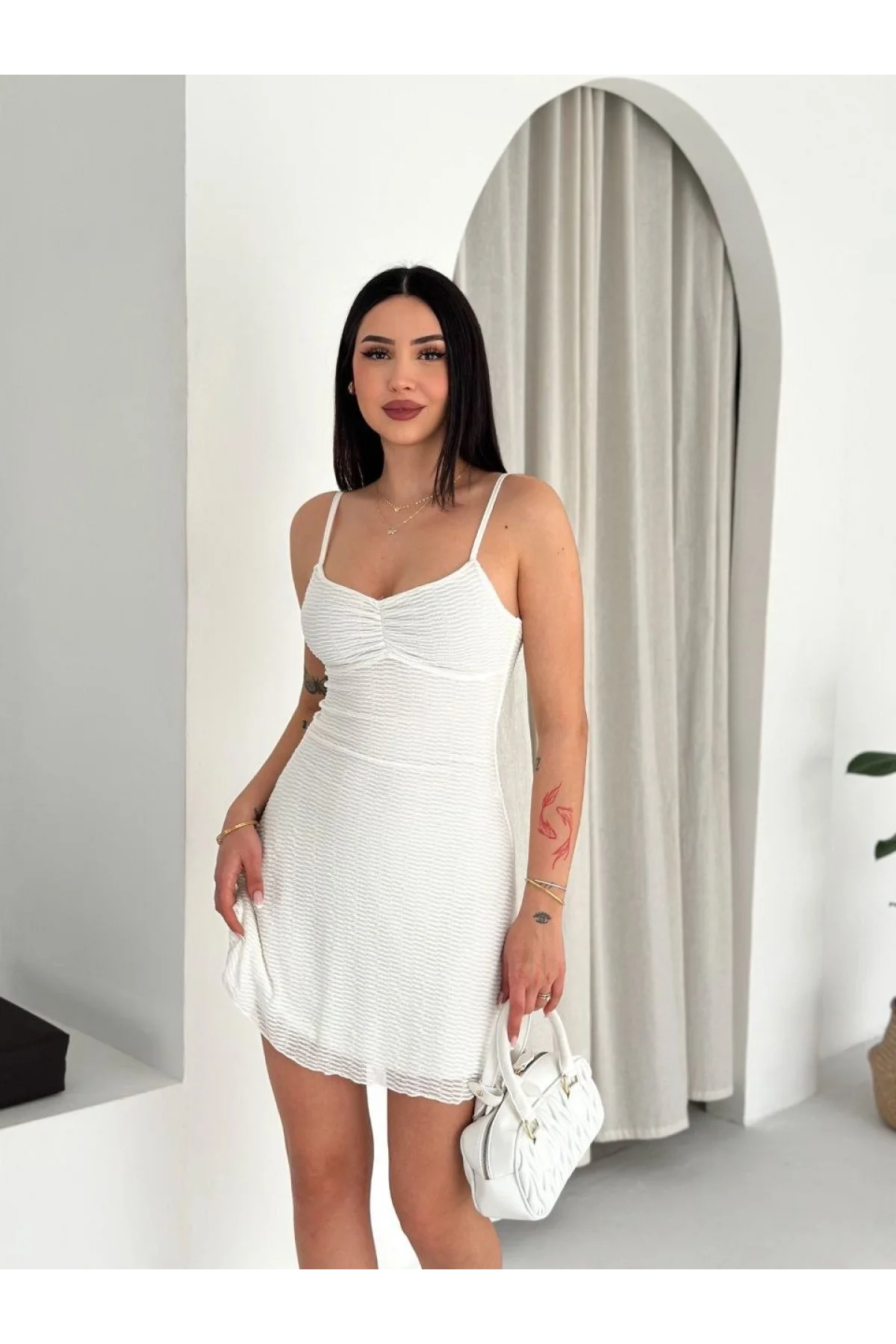 Kadın Askılı Mini Elbise Drapeli Göğüs Detay Likralı Yazlık Fit - Beyaz