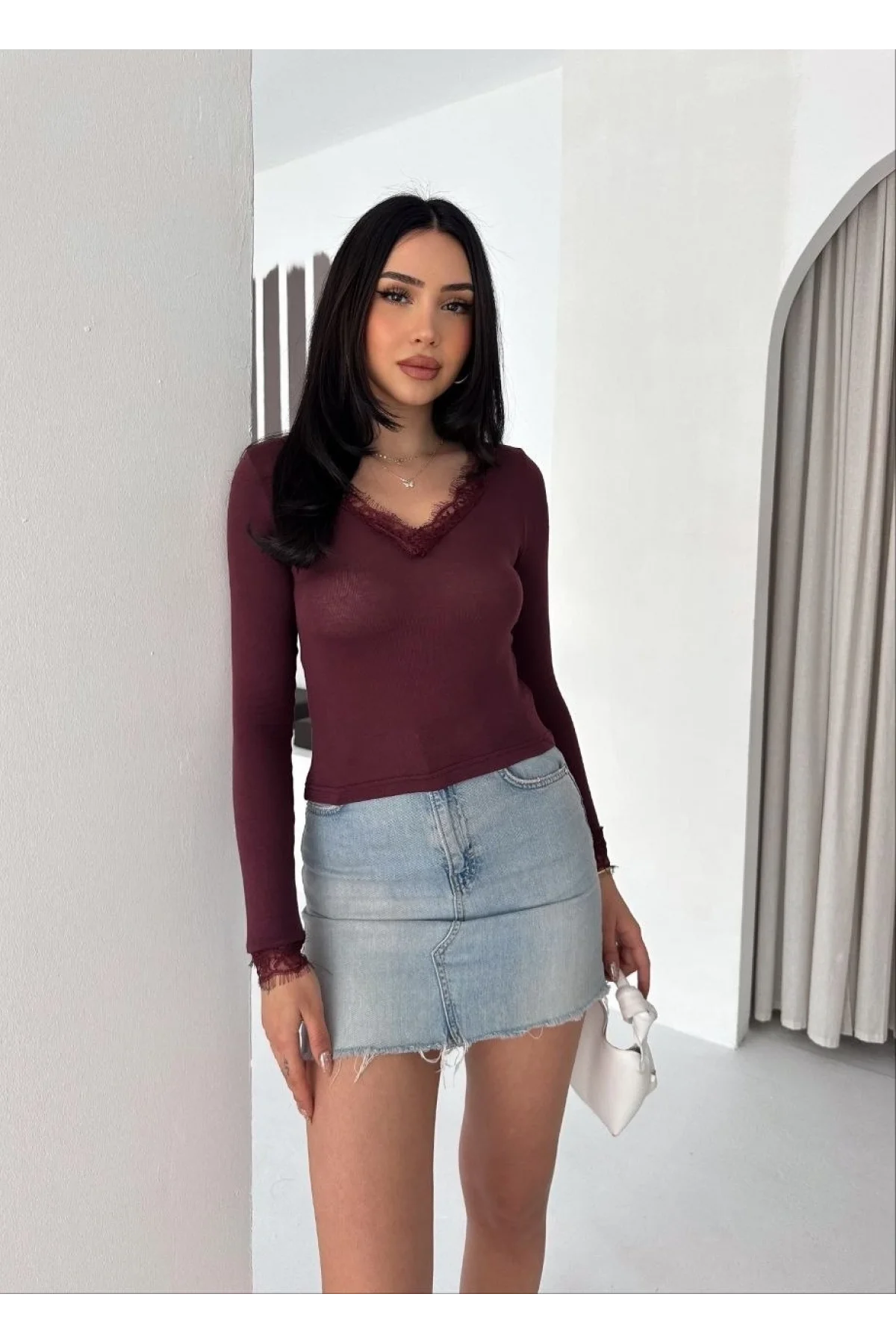 Kadın Dantel Detaylı V Yaka Arkası V Yaka Kaşmir Dokulu Uzun Kollu Bluz - Bordo