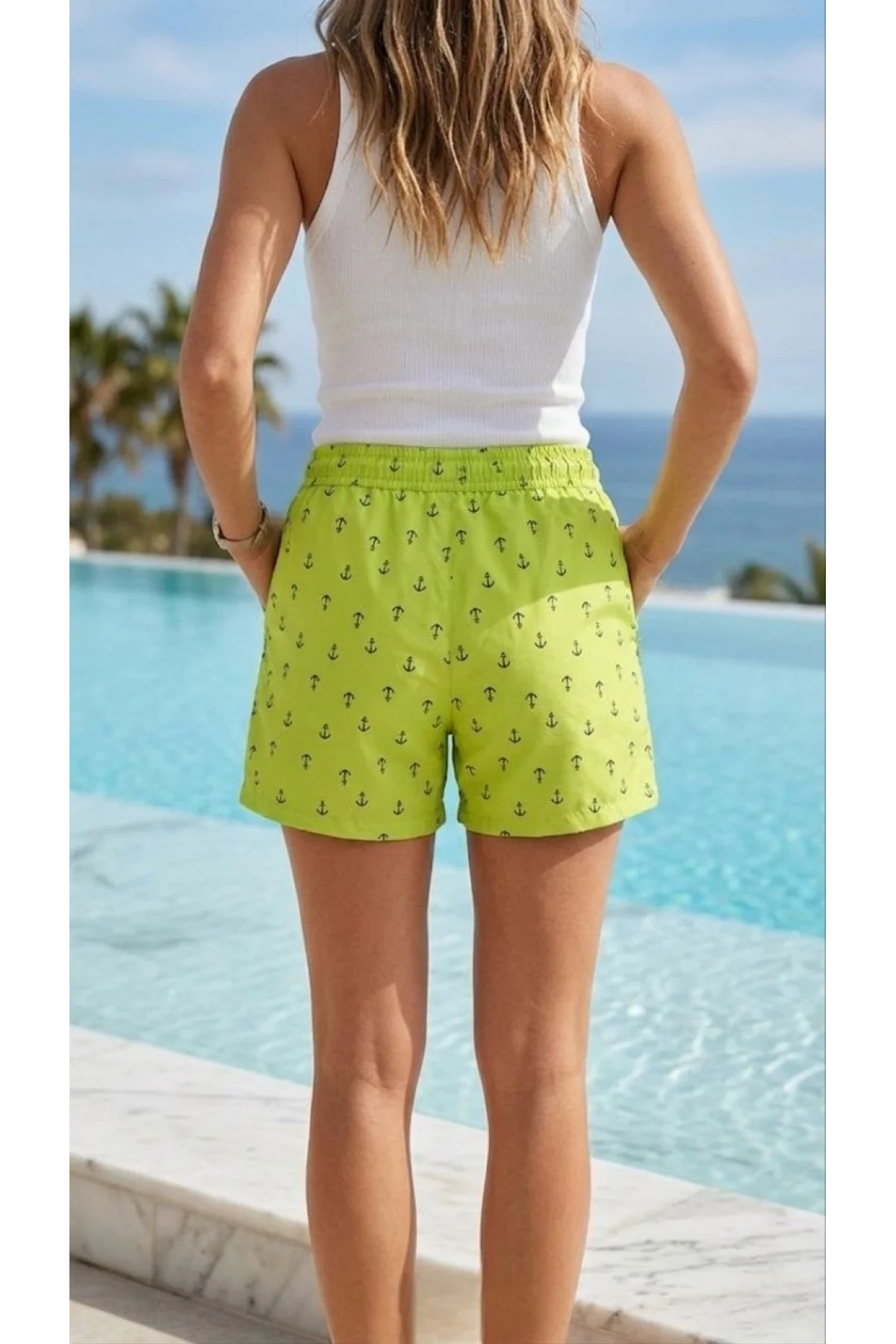 Kadın Deniz Şortu Fermuarlı Cepli File Astarlı Hızlı Kuruyan Premium - Neon Yeşili