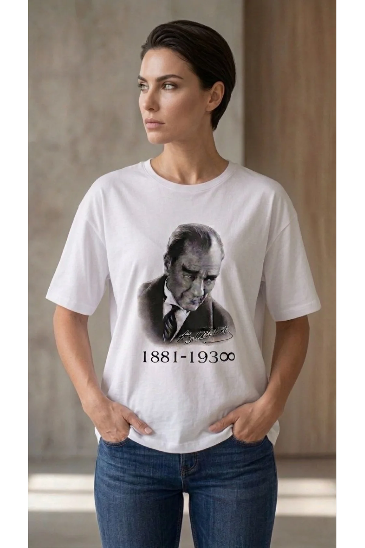 Kadın Atatürk Baskılı Tişört Kısa Kollu Bisiklet Yaka T-Shirt - Beyaz