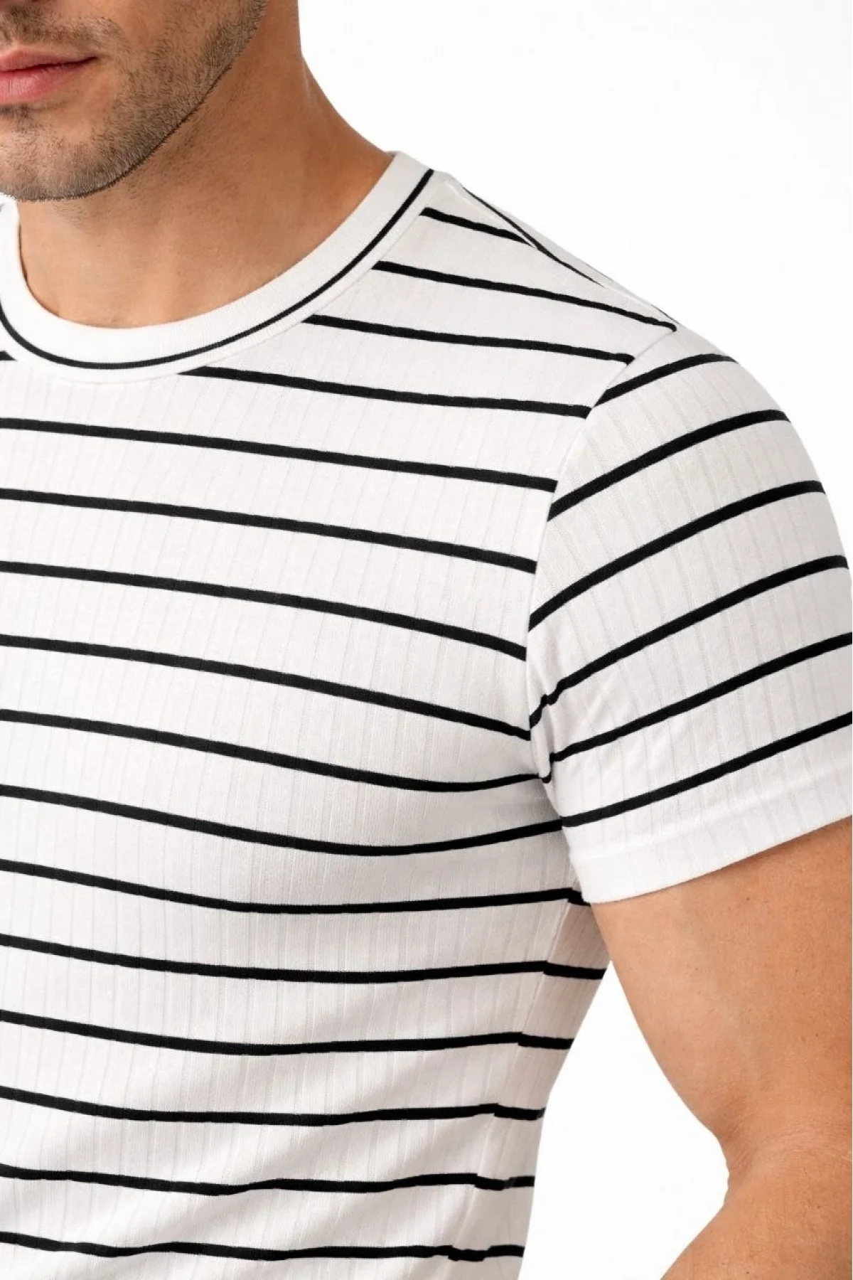 Erkek Çizgili Yazlık Triko T-Shirt Slim Fit Dar Kesim Body Bisiklet Yaka - Beyaz