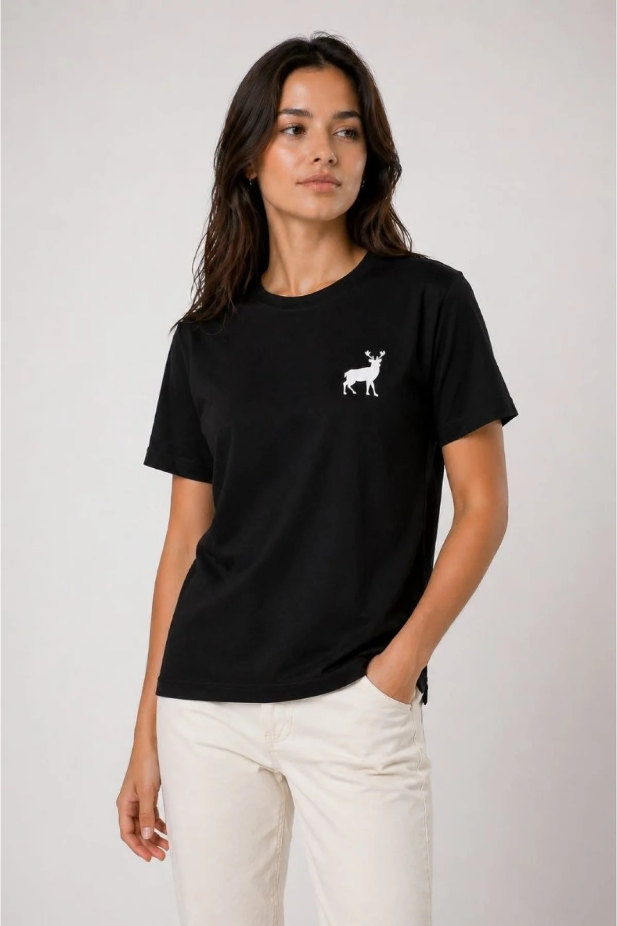 Kadın Minimal Geyik Logolu Tişört Bisiklet Yaka Kısa kol Yazlık T-Shirt - Siyah