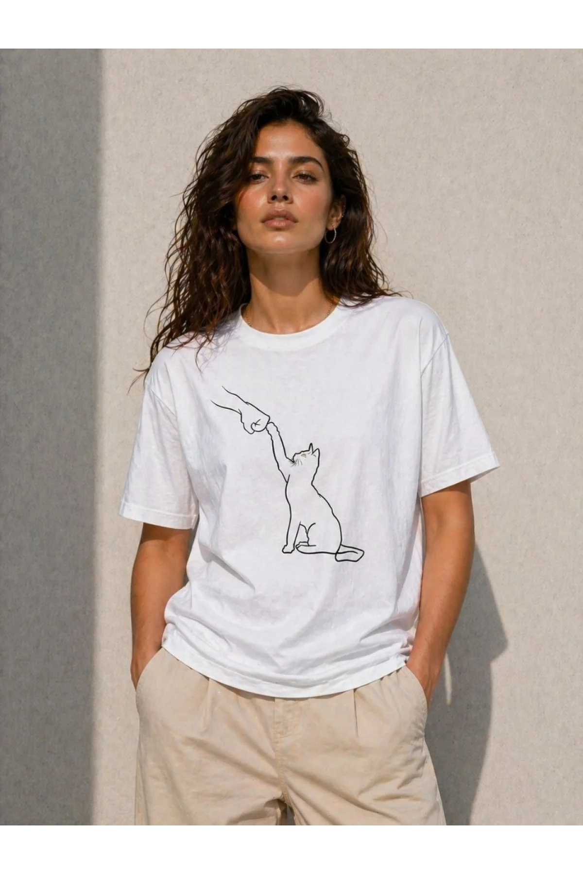Kadın Minimal Kedi Çizim Baskılı Tişört Kısa Kol Yazlık T-Shirt - Beyaz
