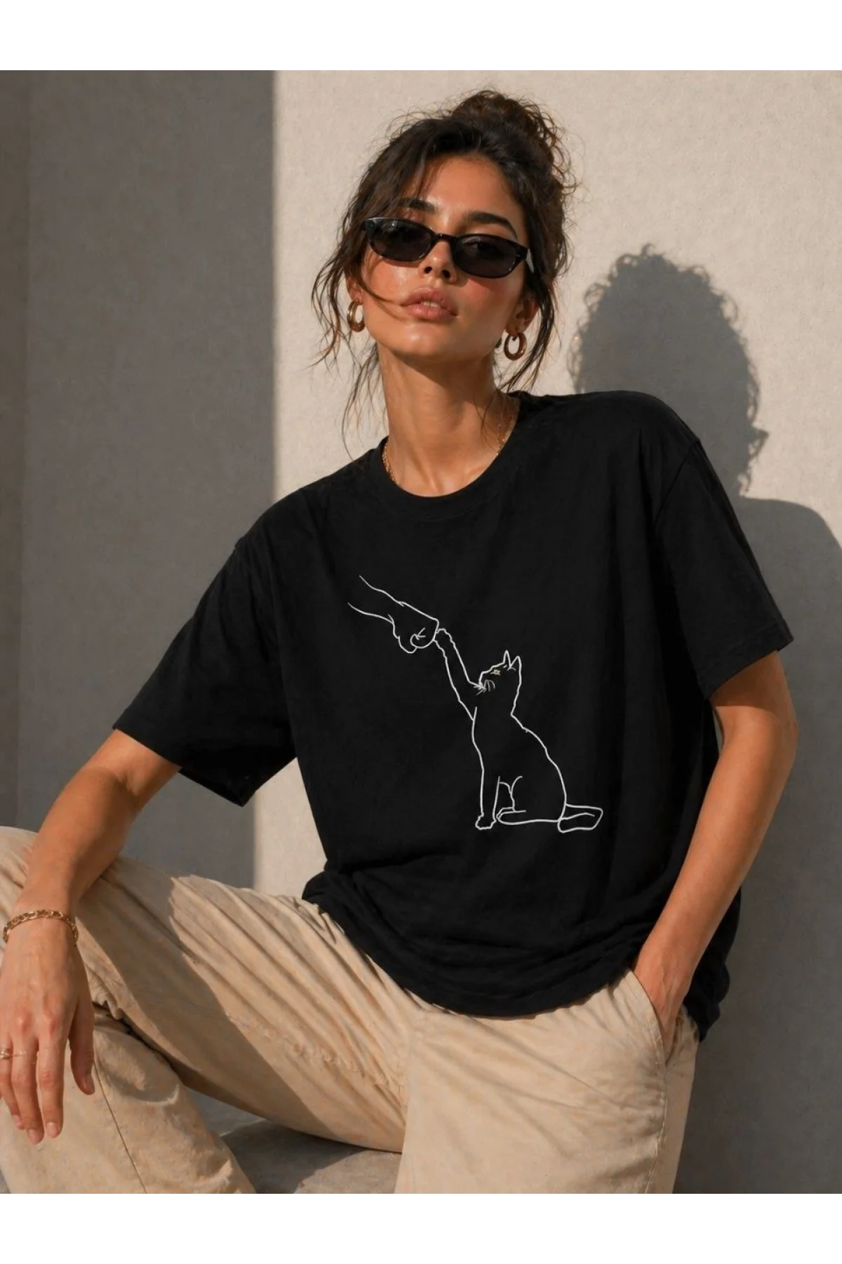 Kadın Minimal Kedi Çizim Baskılı Tişört Kısa Kol Yazlık T-Shirt - Siyah