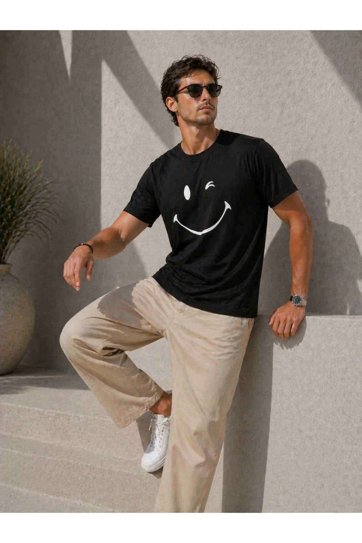 Erkek Minimal Gülümseyen Yüz Baskılı Tişört Kısa Kol Yazlık T-Shirt - Siyah