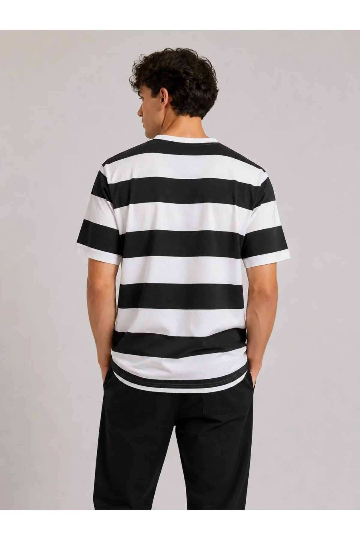 Erkek Çizgili Oversize Tişört Bisiklet Yaka Kısa Kol Yazlık T-Shirt - Siyah