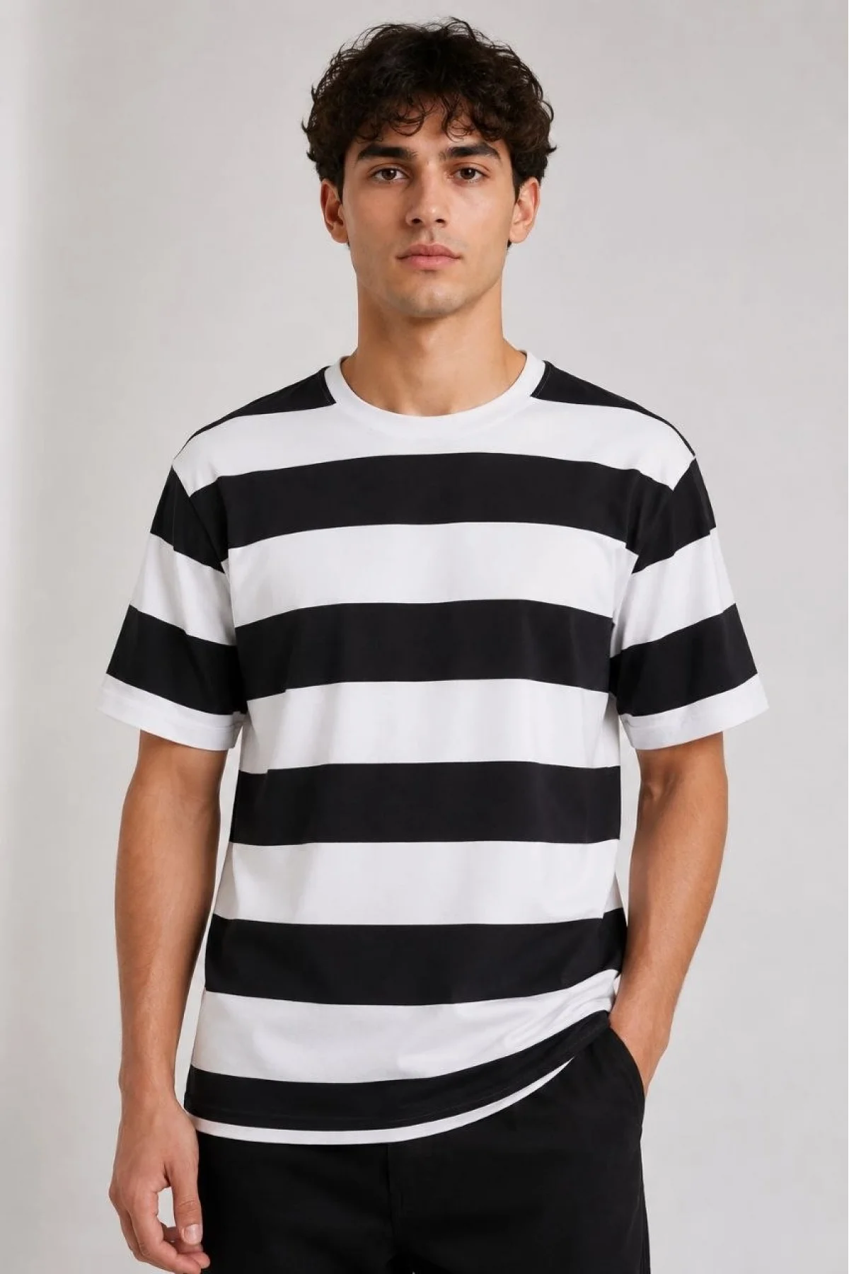 Erkek Çizgili Oversize Tişört Bisiklet Yaka Kısa Kol Yazlık T-Shirt - Siyah