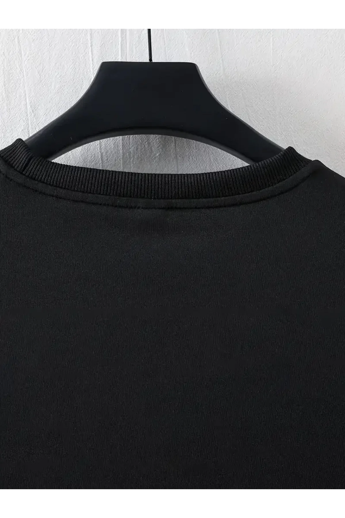 Ben Şişman Değilim Tanrı Bana Hava Yastığı Verdi Çünkü Ben Değerliyim Tişörtü - Siyah