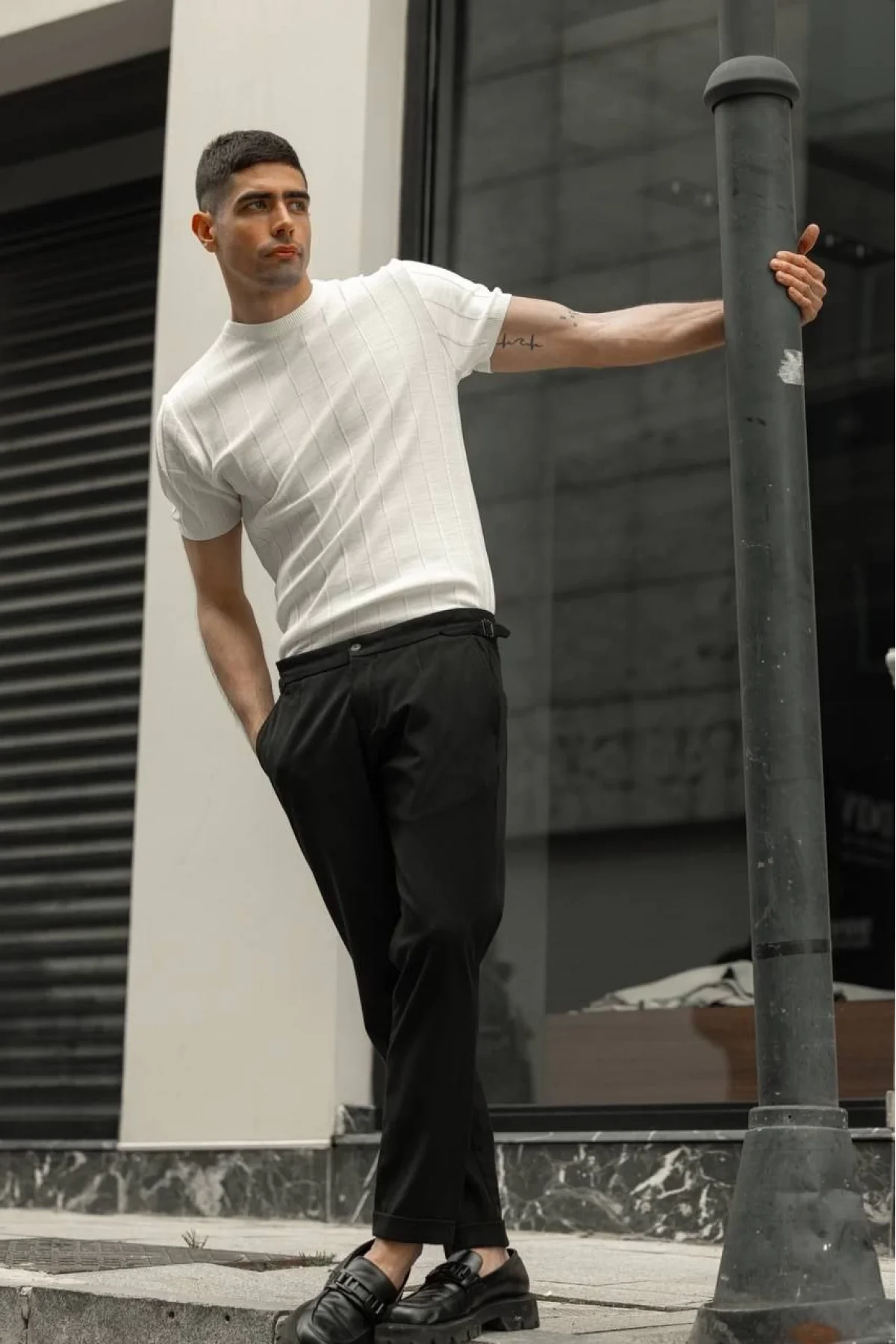 Erkek Biskilet Yaka Triko T-Shirt - Beyaz