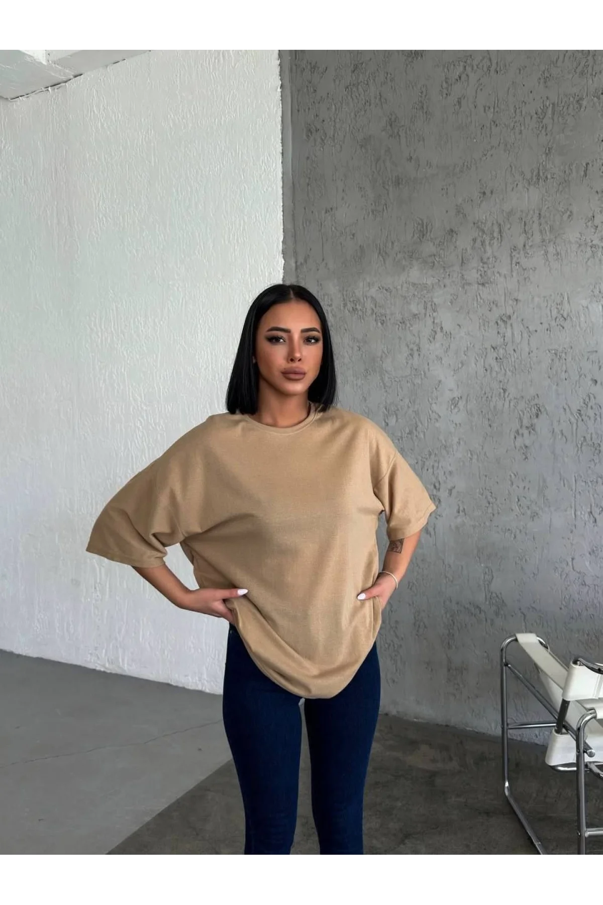 Kadın Düz T-Shirt Kısa Kol Bisiklet Yaka Ovarsize Rahat Kalıp Günlük Tişört - Bej