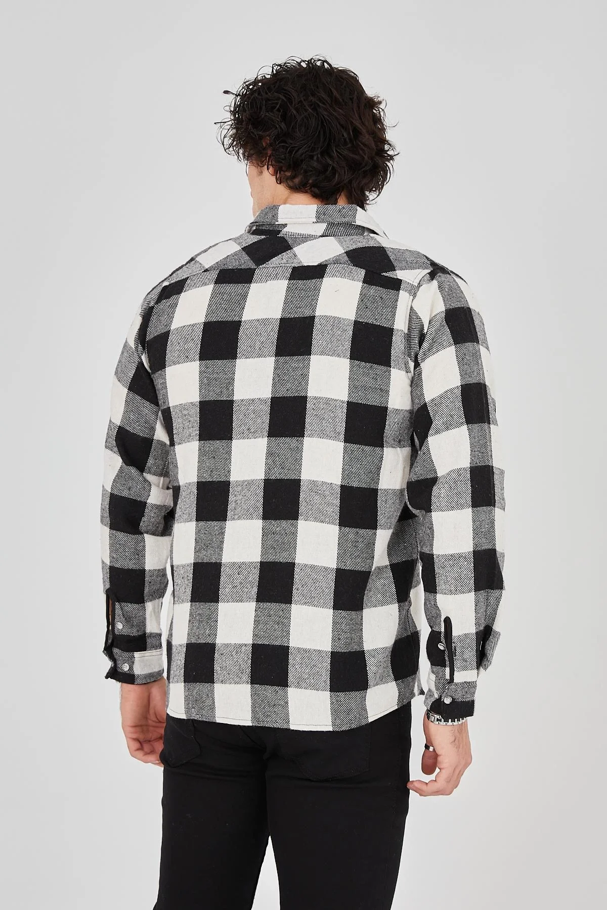 Erkek Oduncu Gömlek – Uzun Kollu, Şardonlu Kumaş, Kareli Desen, Regular Fit, Manşetli, Çift Cepli, Rahat Günlük Bahar & Kış Stil - Siyah