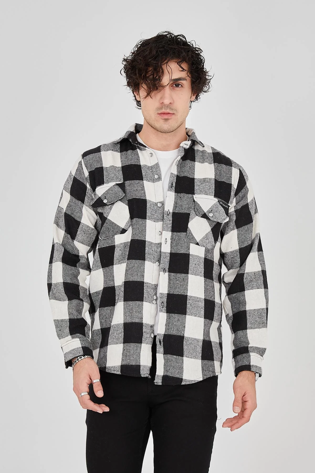 Erkek Oduncu Gömlek – Uzun Kollu, Şardonlu Kumaş, Kareli Desen, Regular Fit, Manşetli, Çift Cepli, Rahat Günlük Bahar & Kış Stil - Siyah