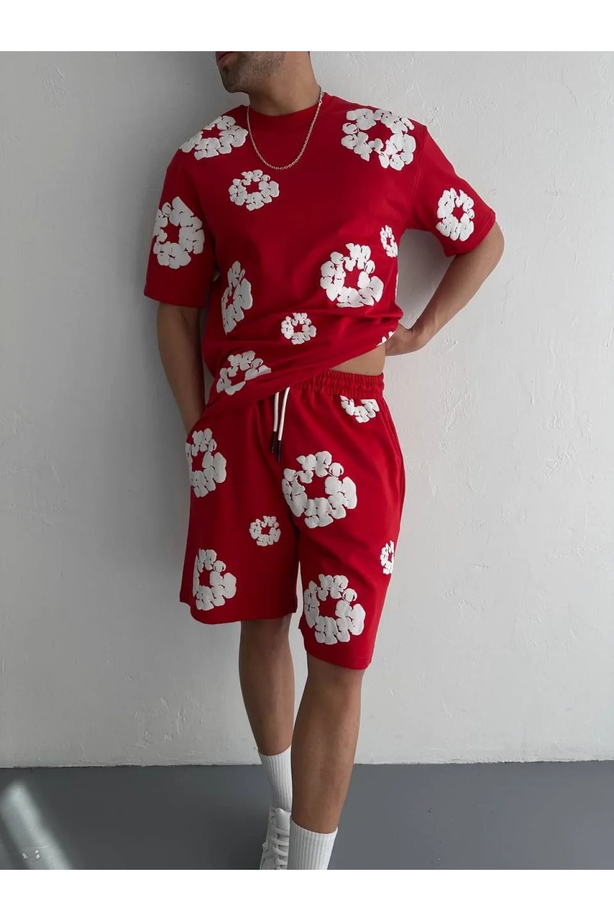 İki İplik Kumaş Baskılı T-shirt Şortlu Takım- Kırmızı