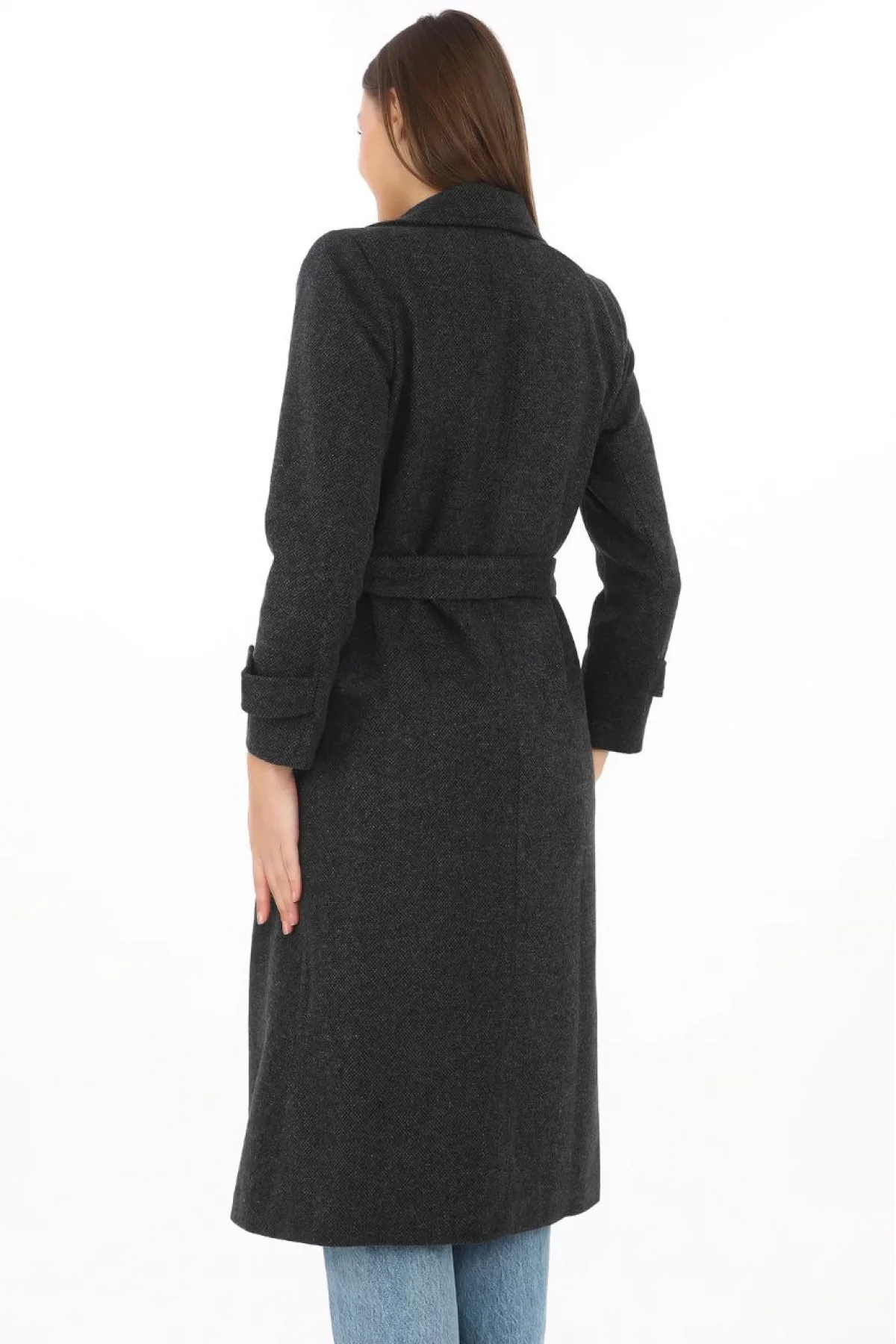 Kadın Balık Sırtı Kaşe Kaban – Uzun Boy Kruvaze Yaka Kuşaklı Astarlı Kışlık Tesettür Kaban, Yünlü Dokuma Kaşmir Kumaş, Cepli Rahat Oversize Kalıp Şık Modern Kaban Mont Modeli (Günlük ve Özel Gün Kombinlerine Uygun) - Siyah