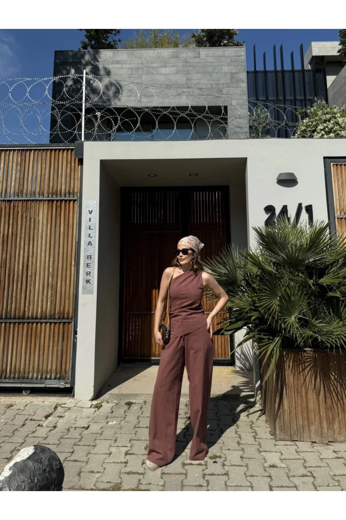 Kadın Keten Asimetrik Tek Omuzlu Bluz Pantalon Takım- Bordo