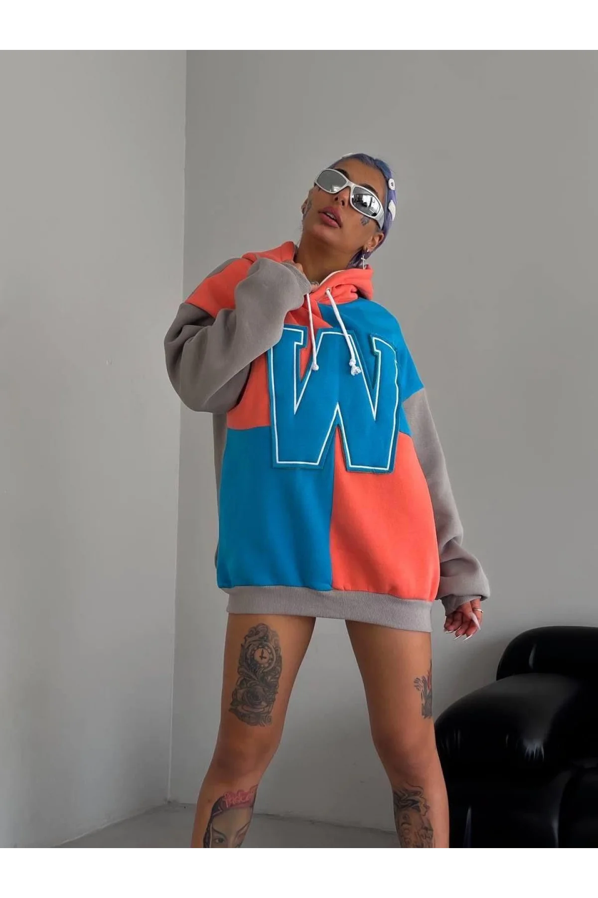 Kadın W Nakış İşlemeli Kapüşonlu Sweatshirt - Mavi