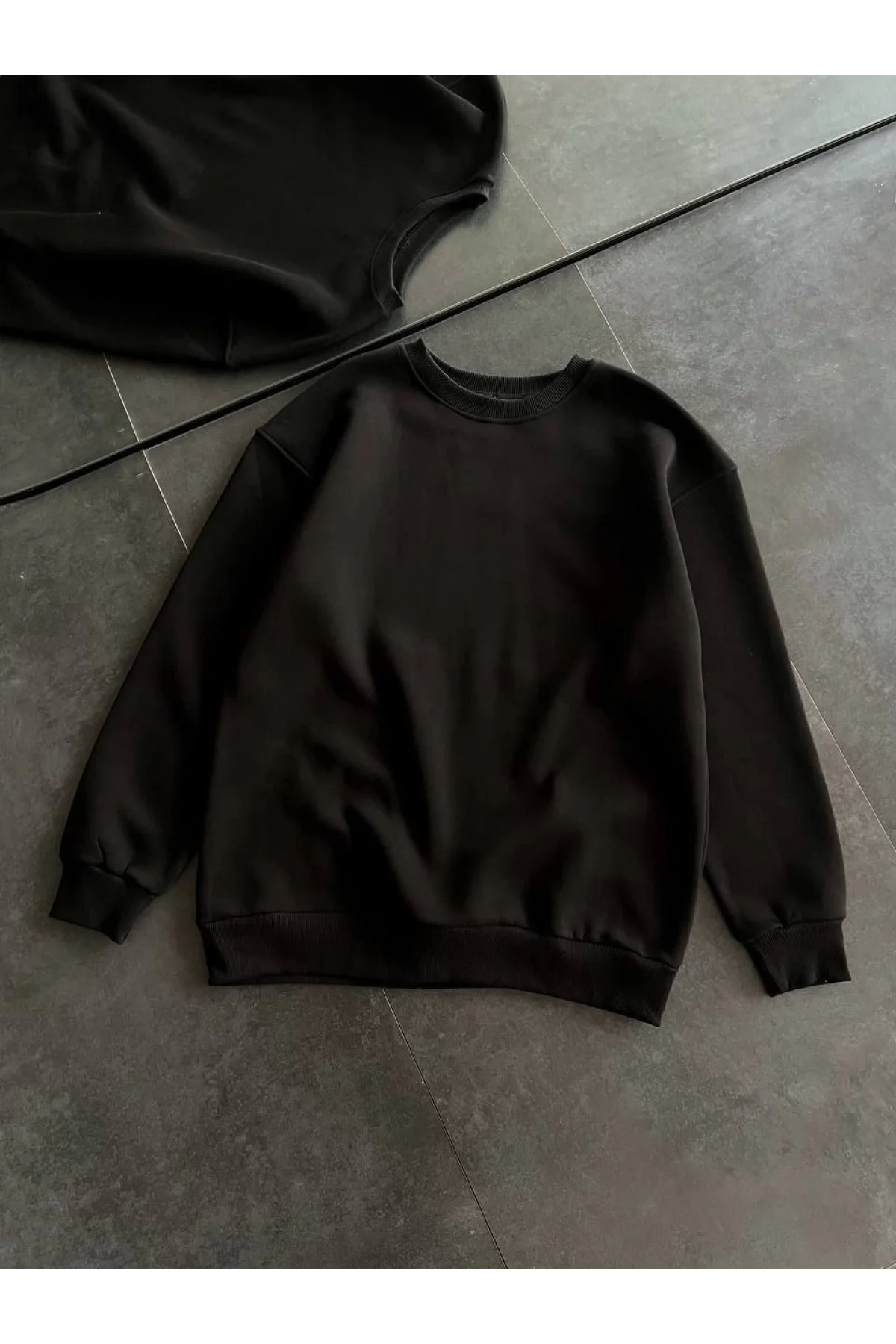 Kışlık Bisiklet Yaka Üç İplik Basic SweatShirt - Siyah
